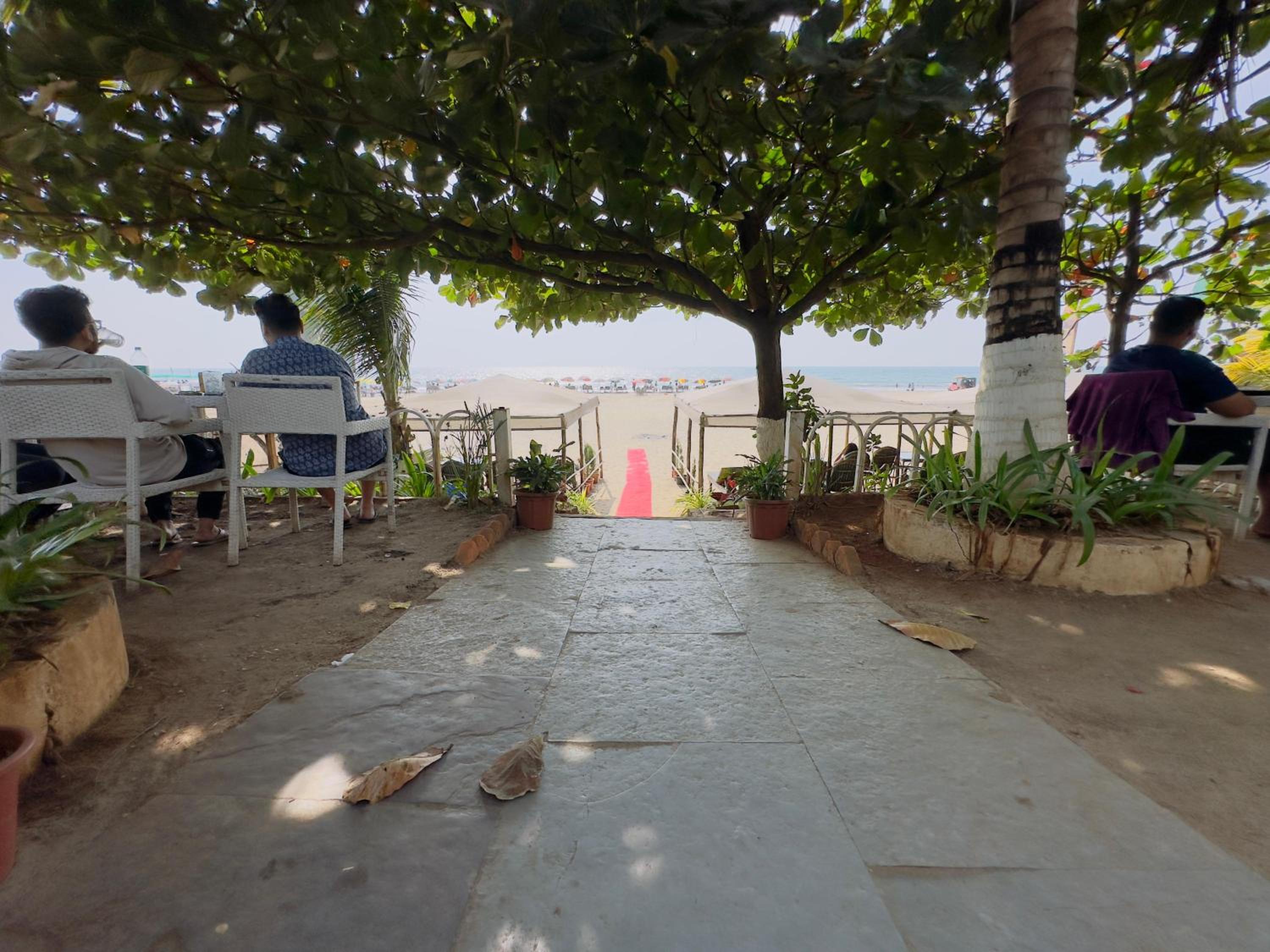 Maitree Beach Resort