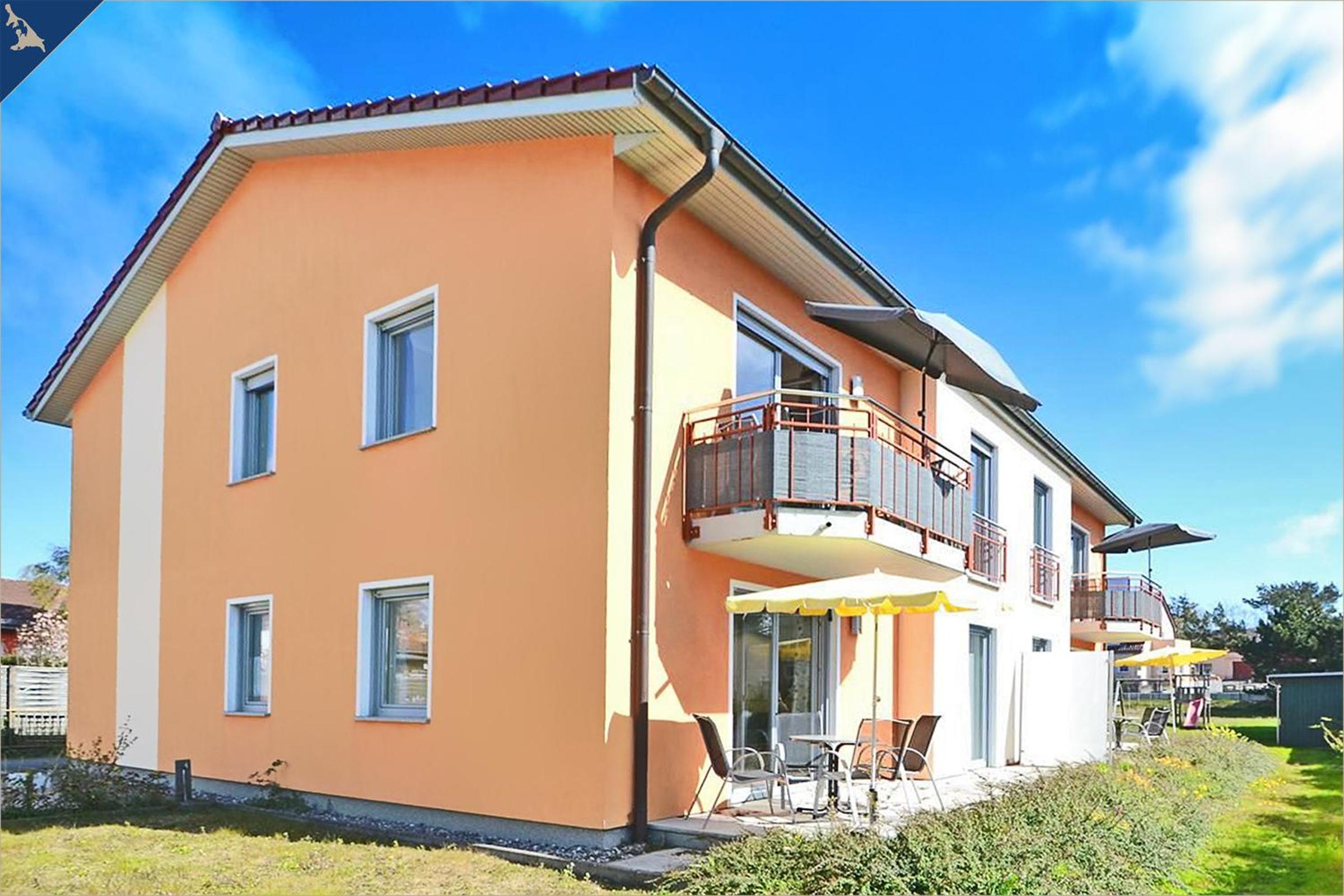 Haus Triade Ferienwohnung Triade 2 en Zinnowitz — building