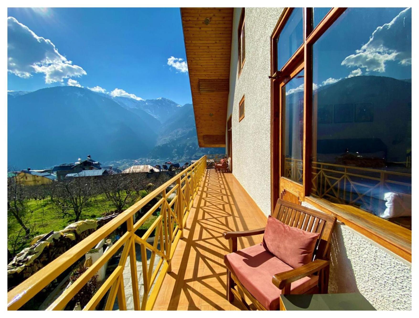 Redhomex The Himalayan amid Woods view 4