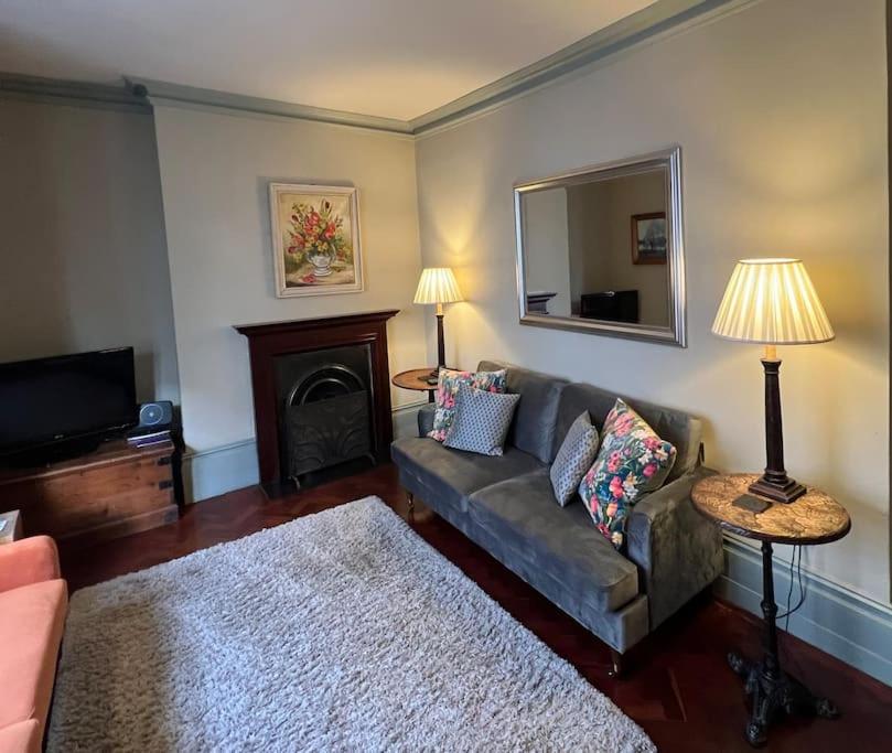 Seaside garden flat in Kemp Town