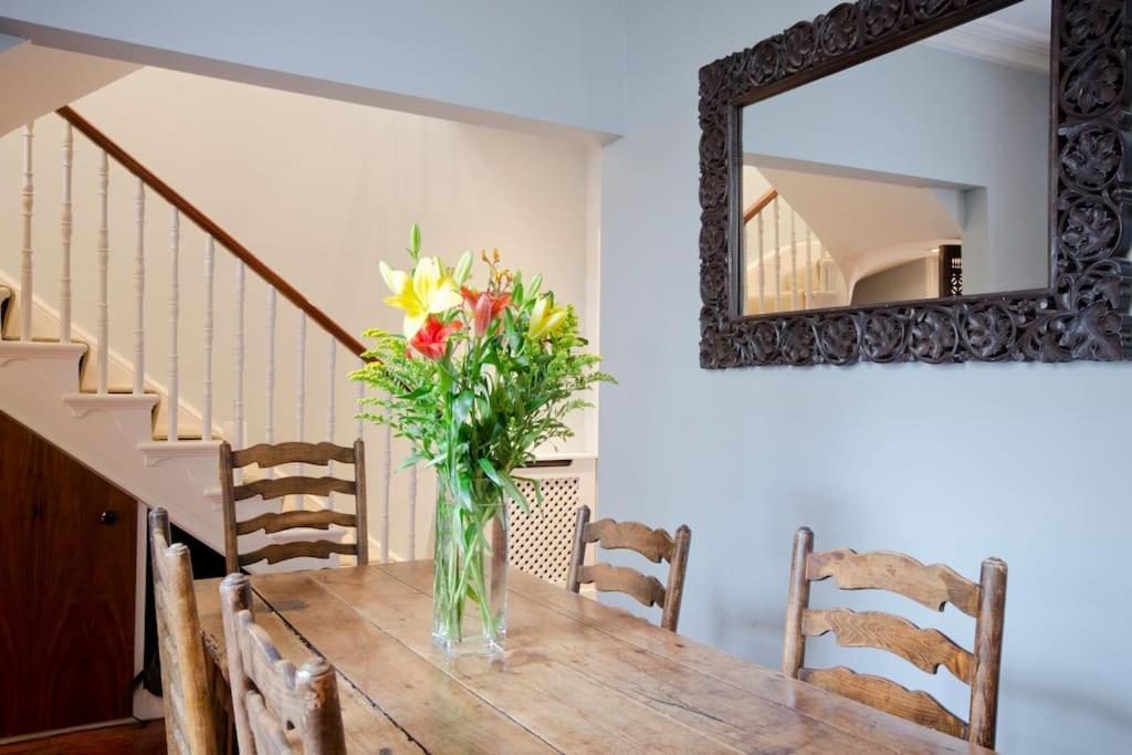 Seaside garden flat in Kemp Town