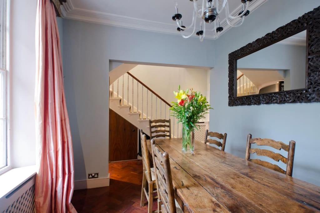 Seaside garden flat in Kemp Town