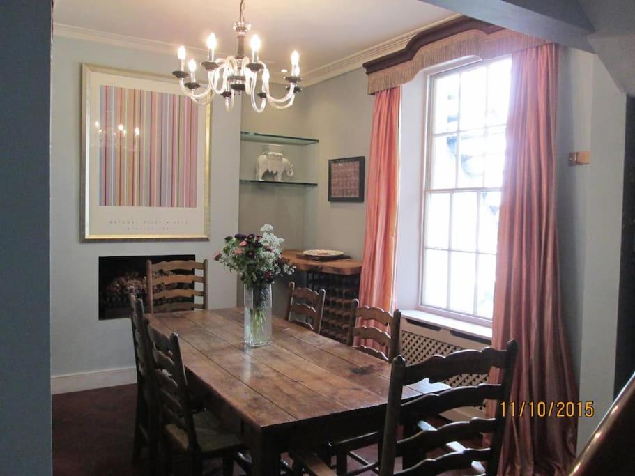 Seaside garden flat in Kemp Town