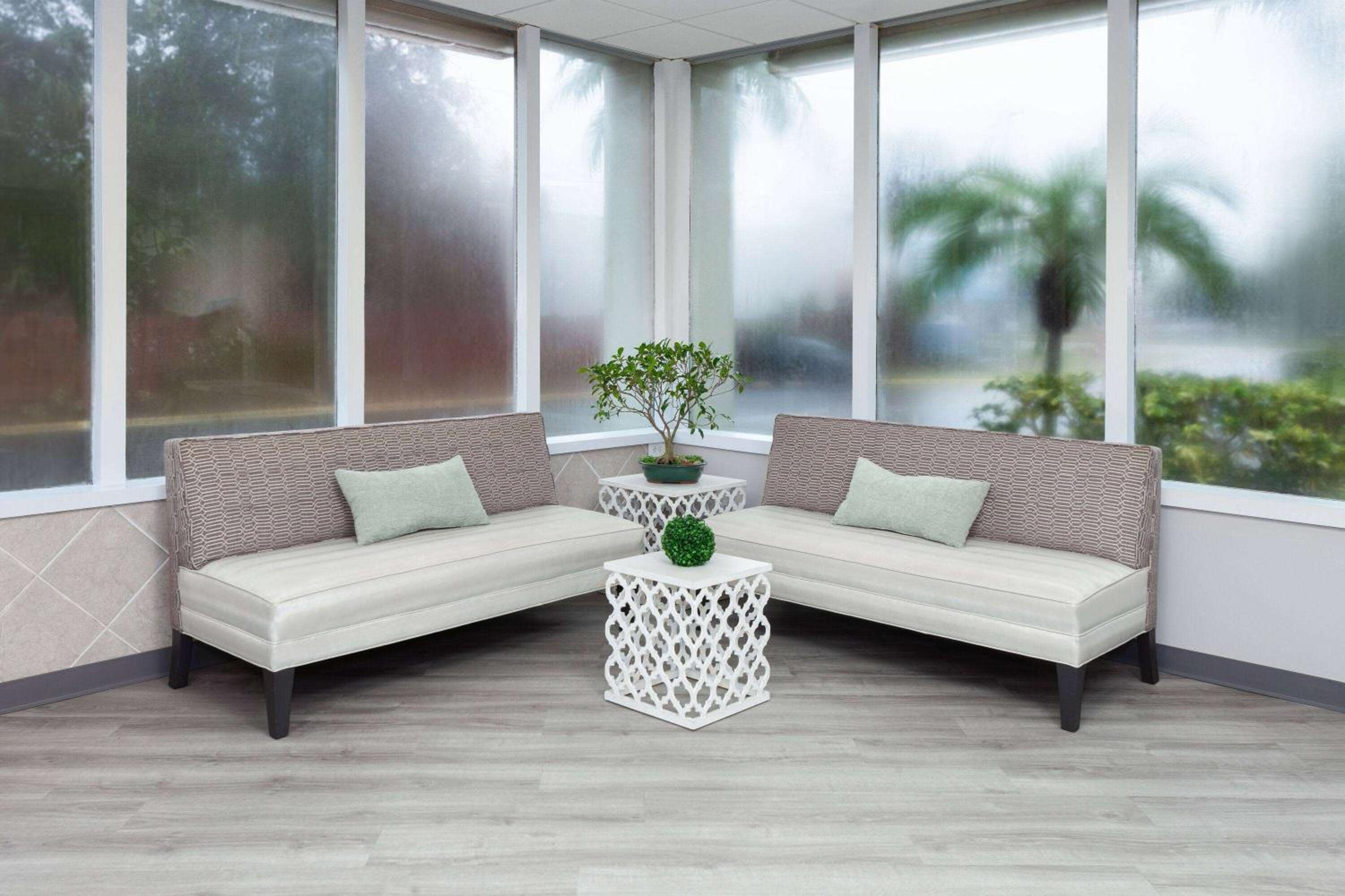 Days Inn by Wyndham Melbourne - Image 4