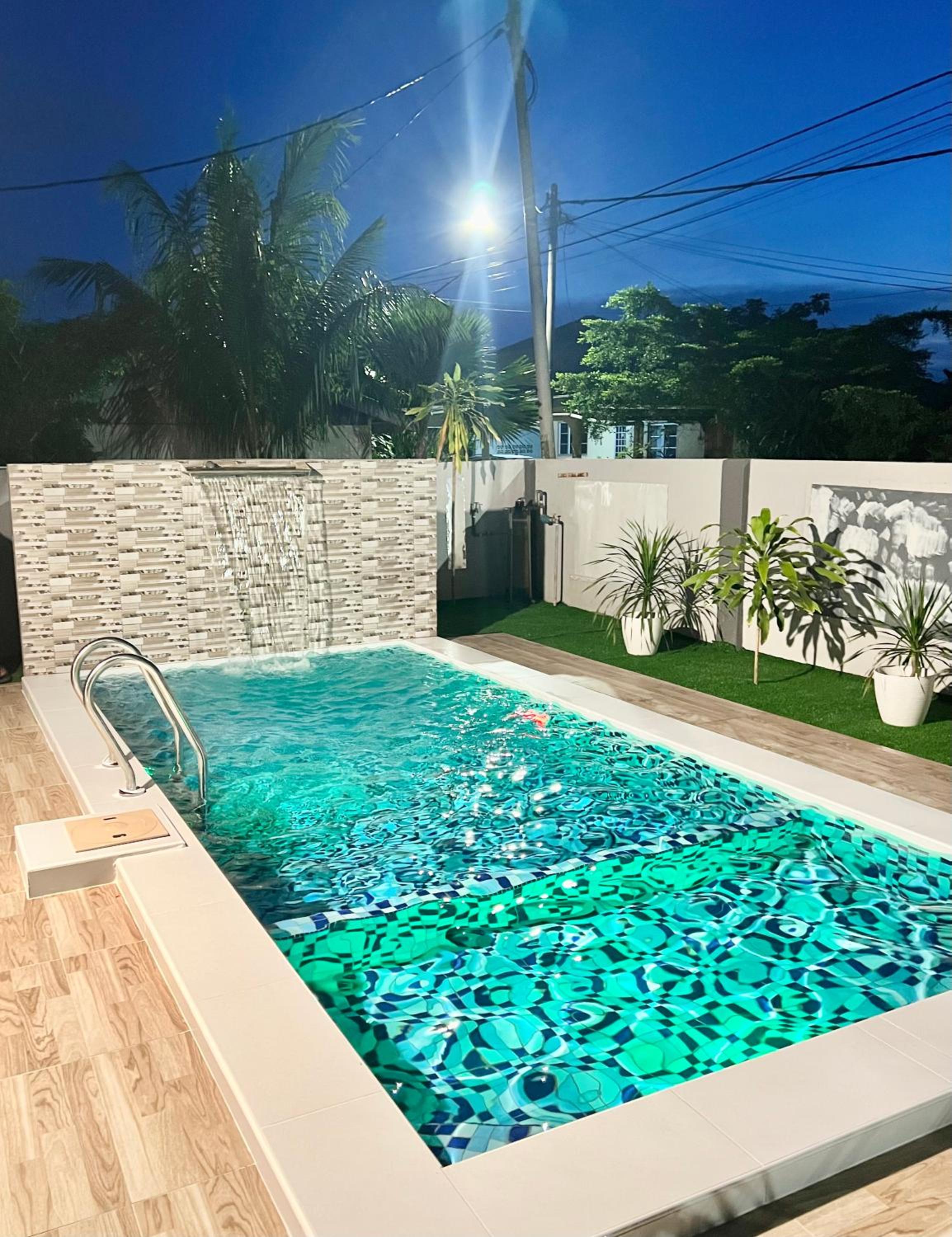 Teratai Homestay Batu Buruk photo 3