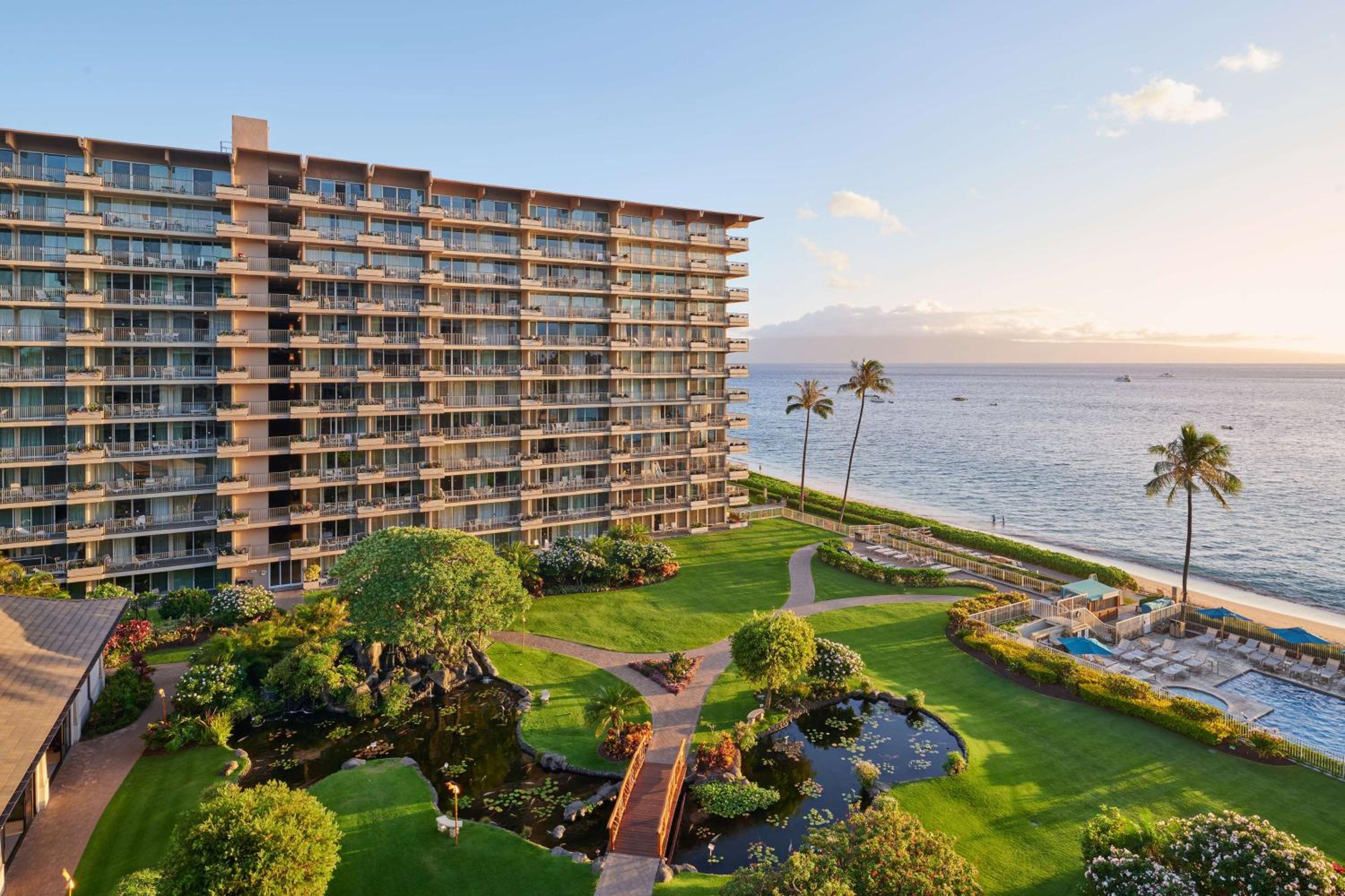 Hotel Aston at The Whaler on Kaanapali Beach