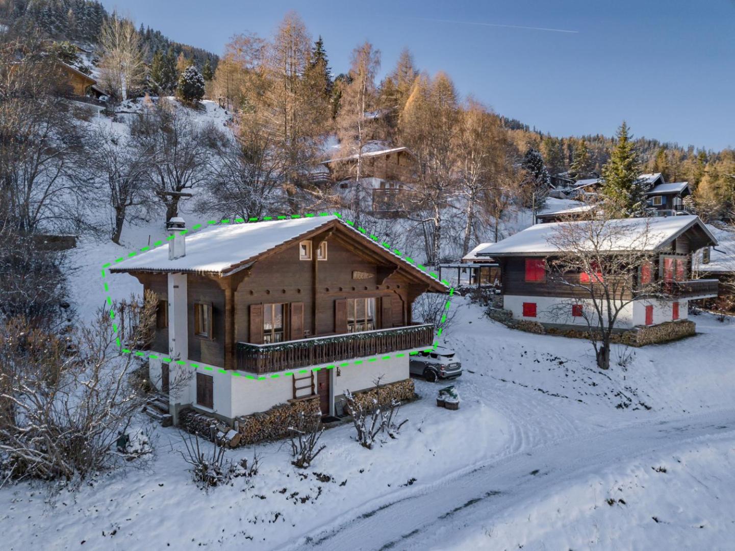 Chalet Noisette Authentic Swiss chalet Perfect for families view 3