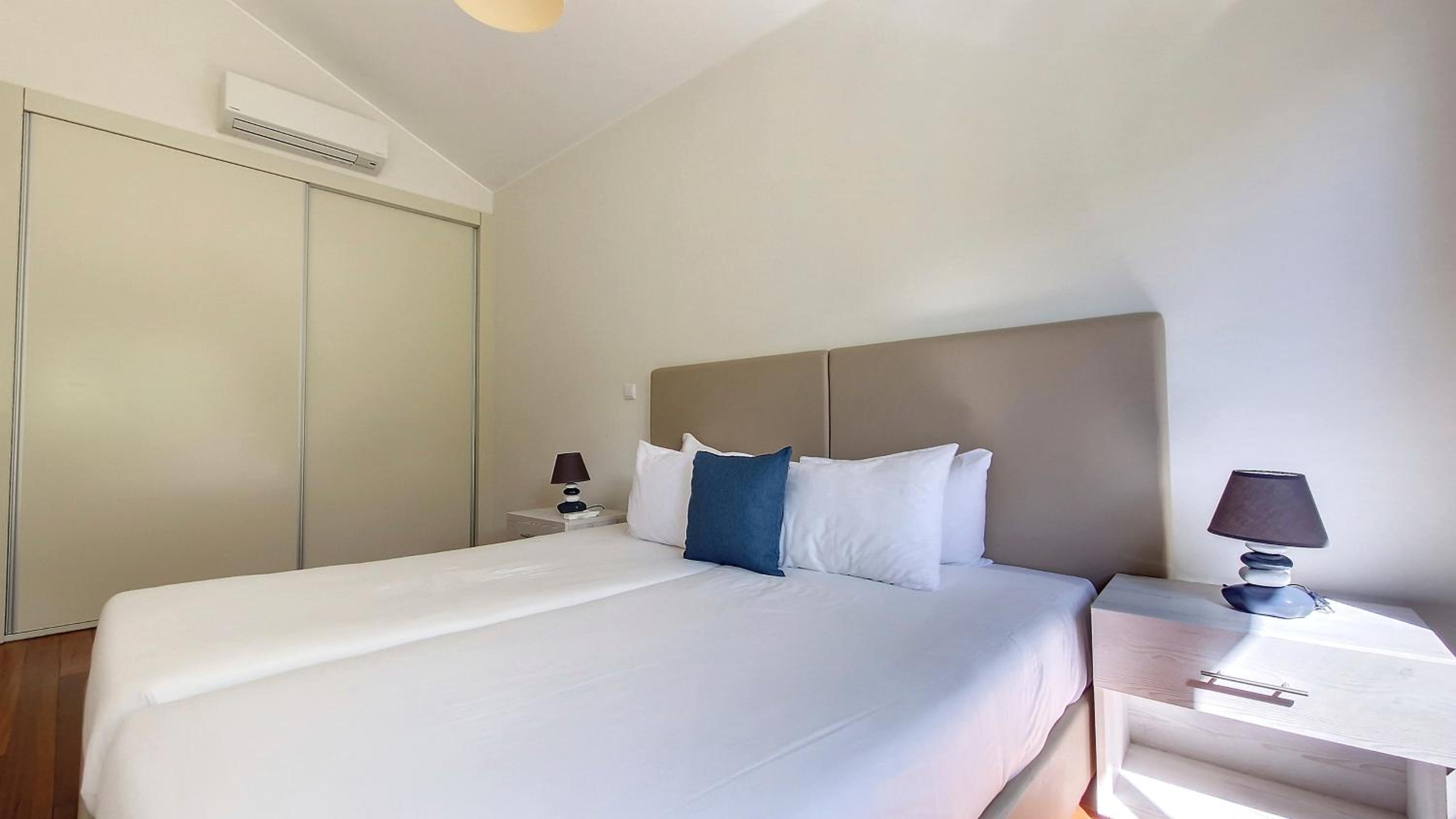 Villa Blue Marlin by LovelyStay view 4