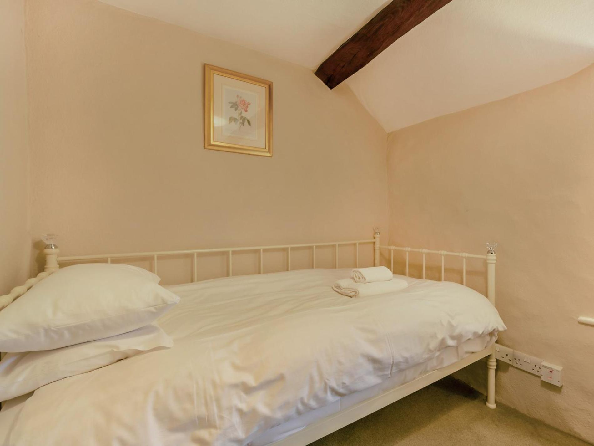 4 Bed in Hawkshead oc-llh02 view 4