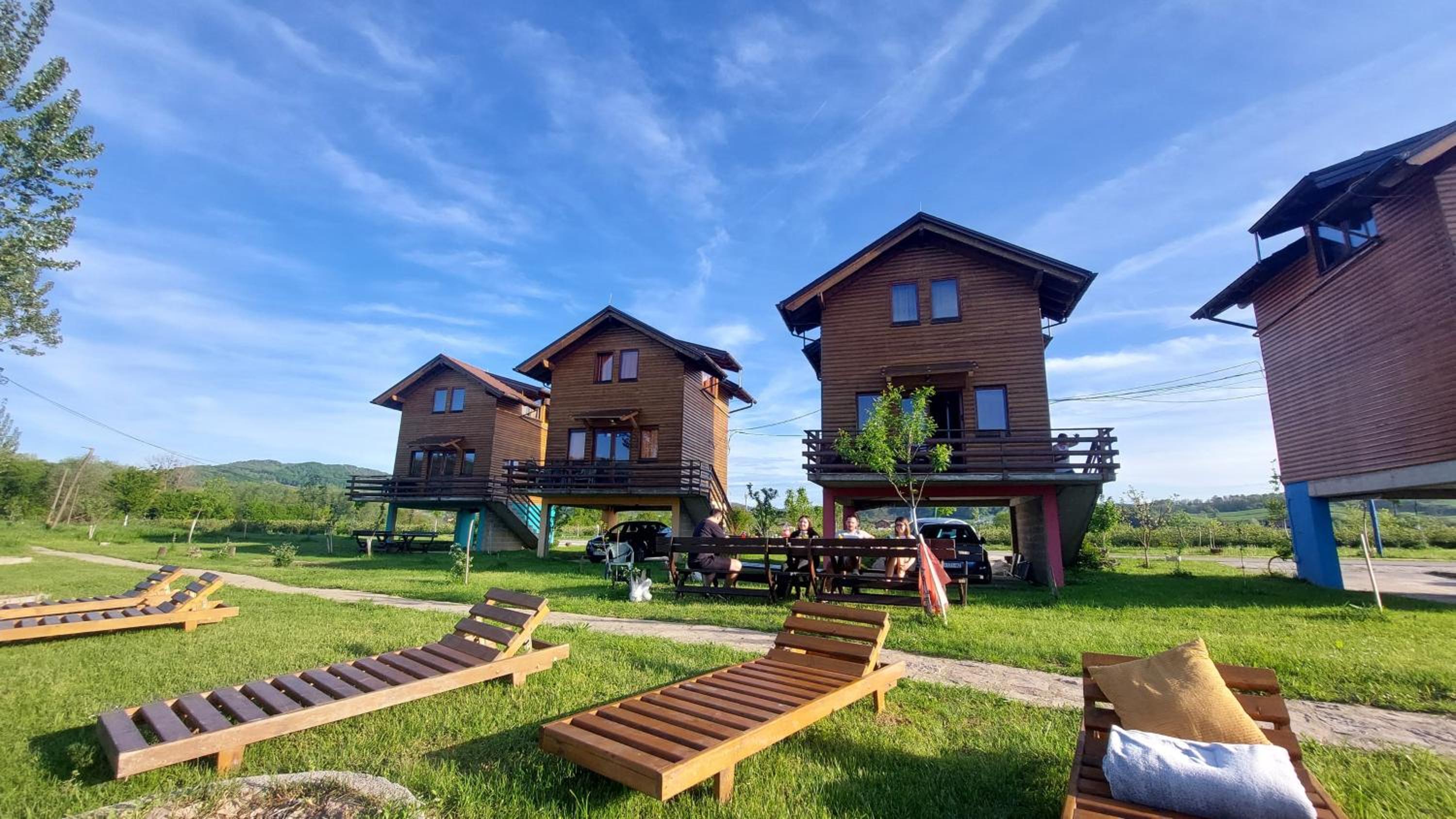 Holiday homes Piralo