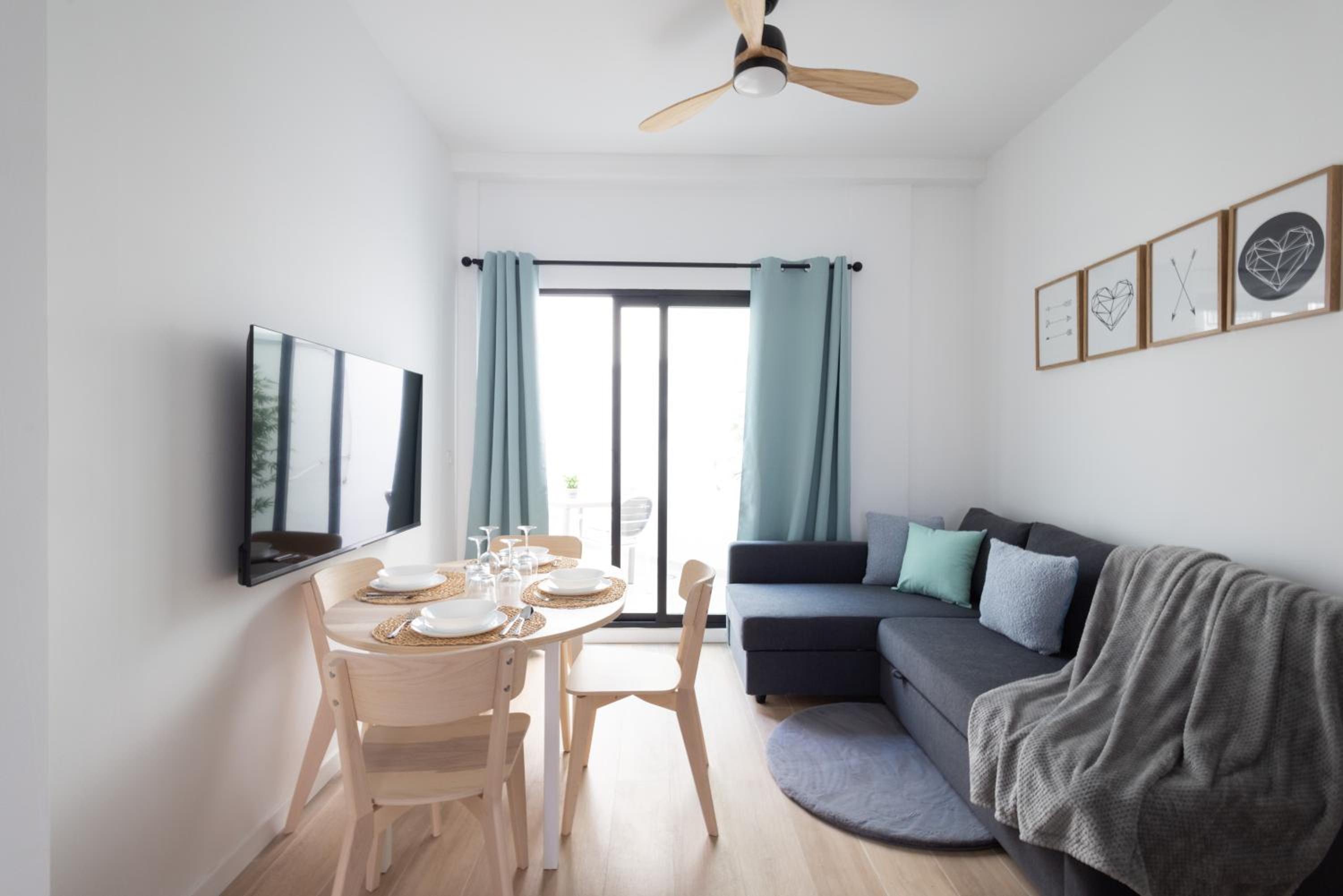 Valencia Vacations - FLORIT FLATS - The Cruz Cubierta Apartments with Terrace - Property Image 10