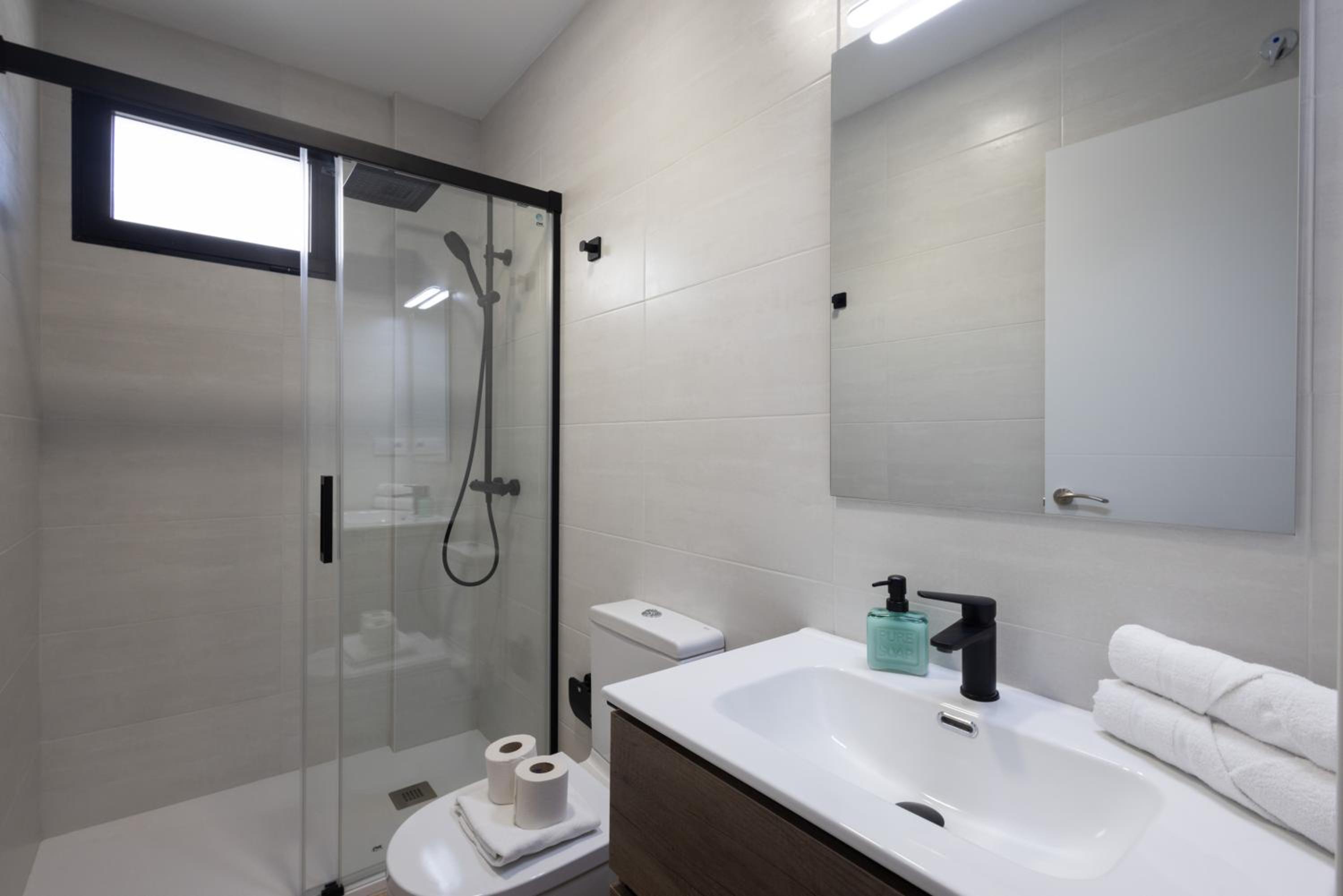 Valencia Vacations - FLORIT FLATS - The Cruz Cubierta Apartments with Terrace - Property Image 11