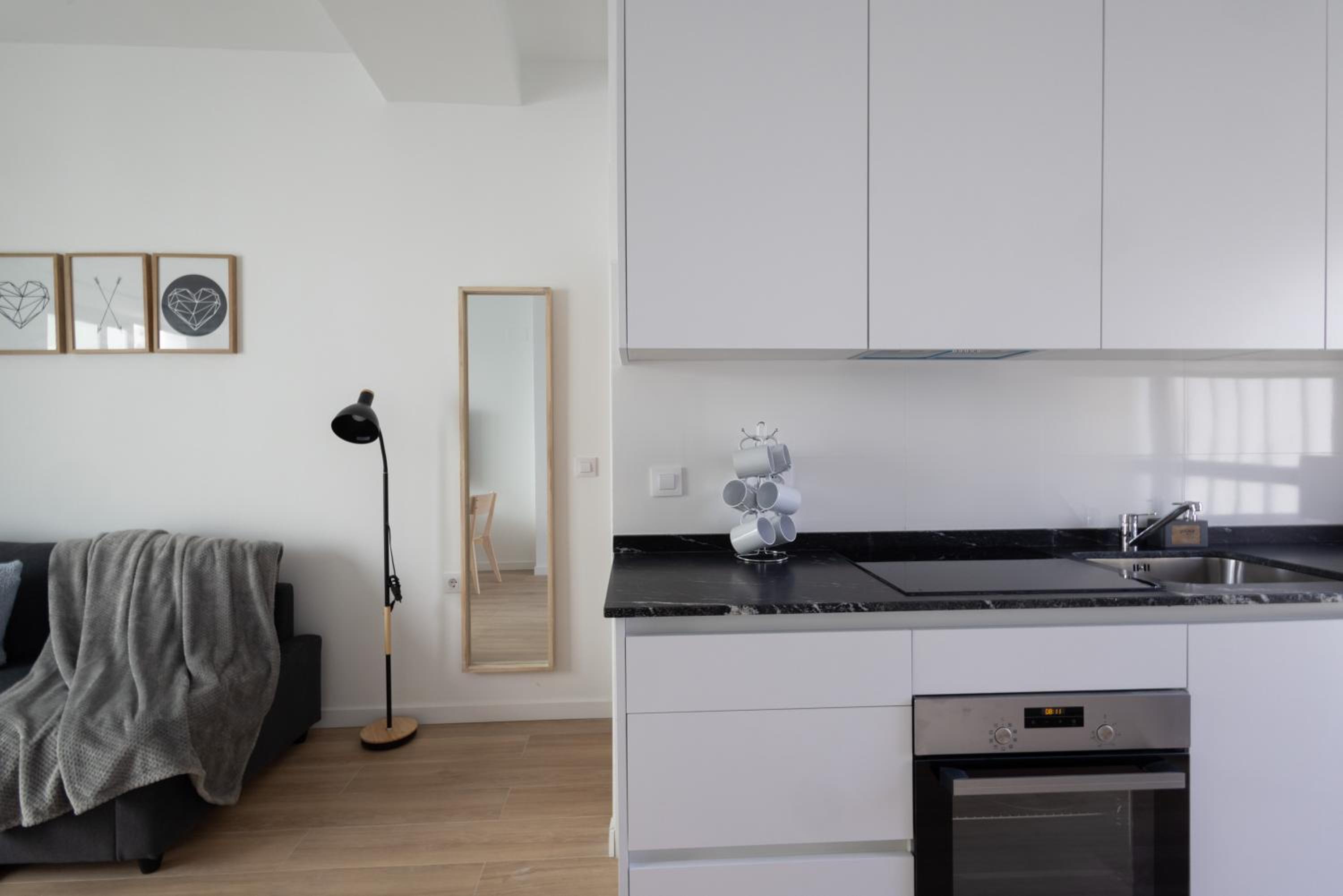 Valencia Vacations - FLORIT FLATS - The Cruz Cubierta Apartments with Terrace - Property Image 17