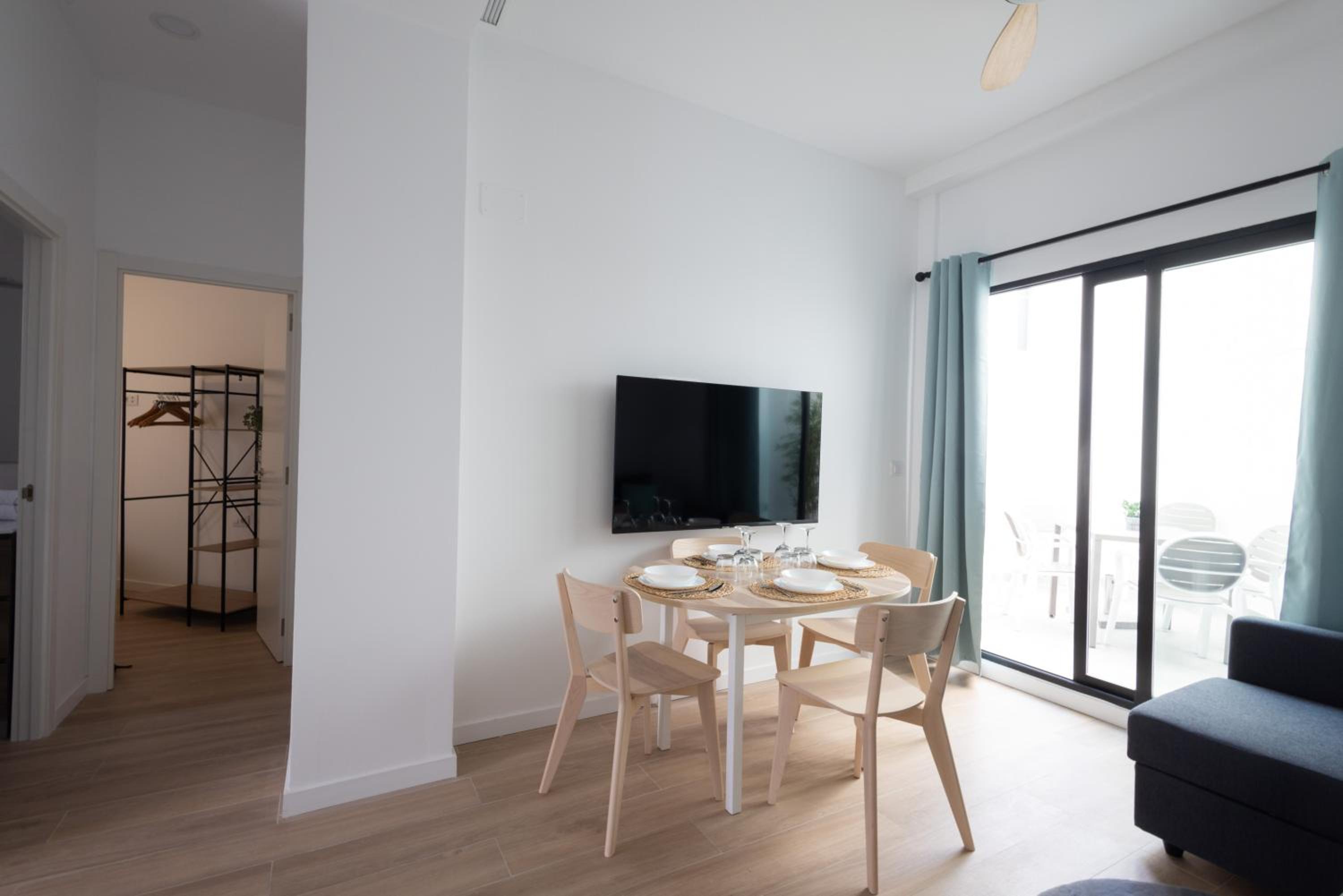 Valencia Vacations - FLORIT FLATS - The Cruz Cubierta Apartments with Terrace - Property Image 25