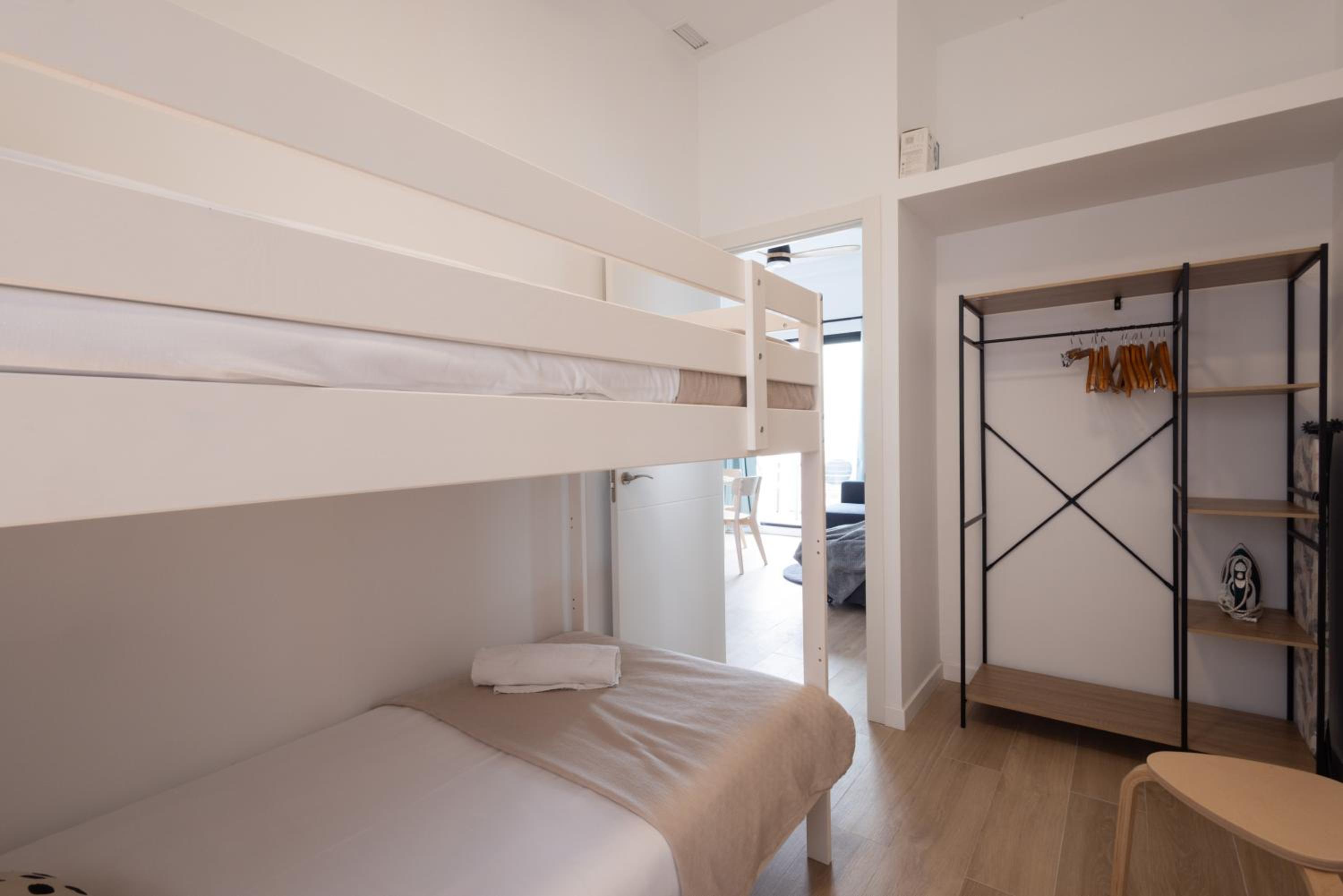 Valencia Vacations - FLORIT FLATS - The Cruz Cubierta Apartments with Terrace - Property Image 21