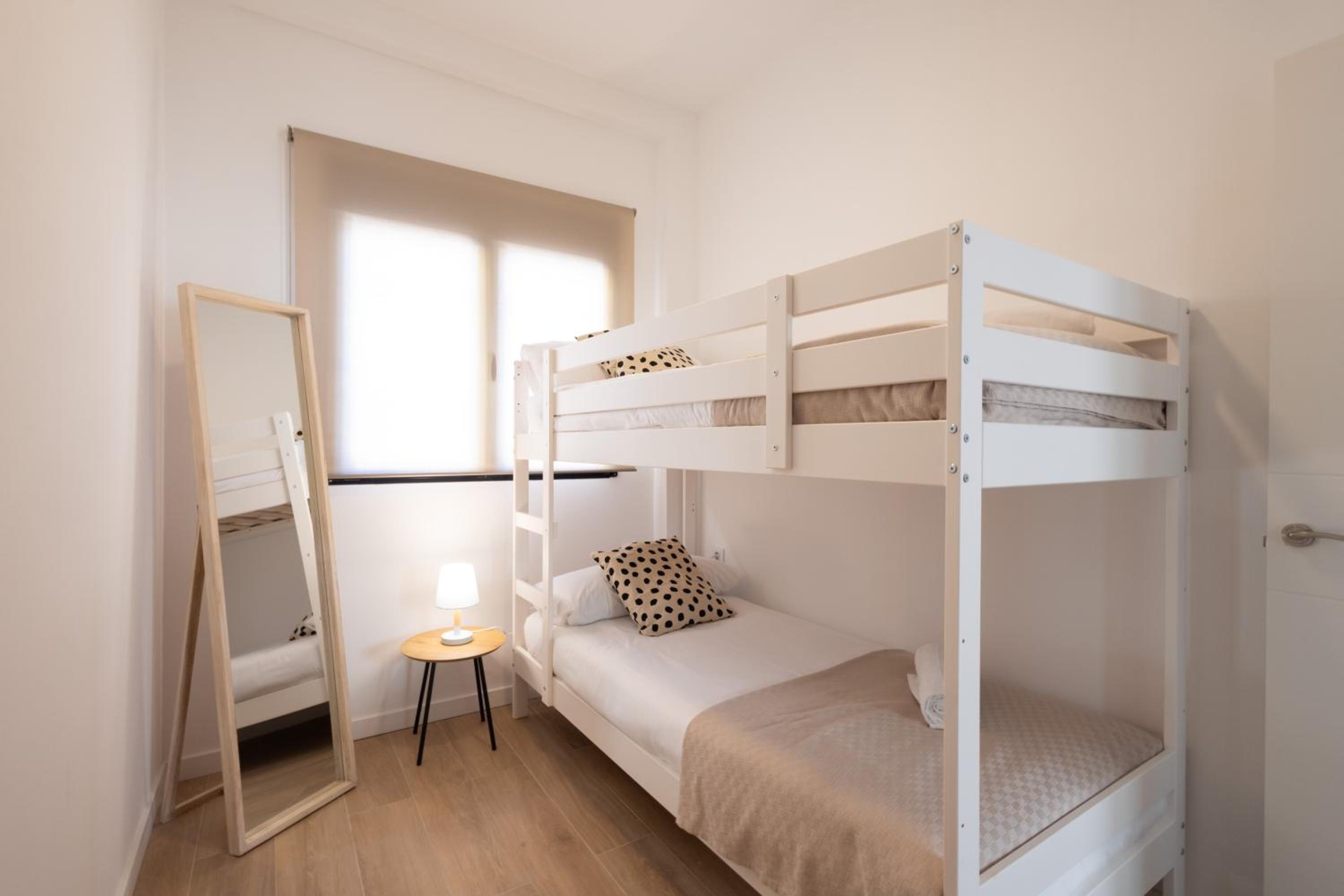 Valencia Vacations - FLORIT FLATS - The Cruz Cubierta Apartments with Terrace - Property Image 22