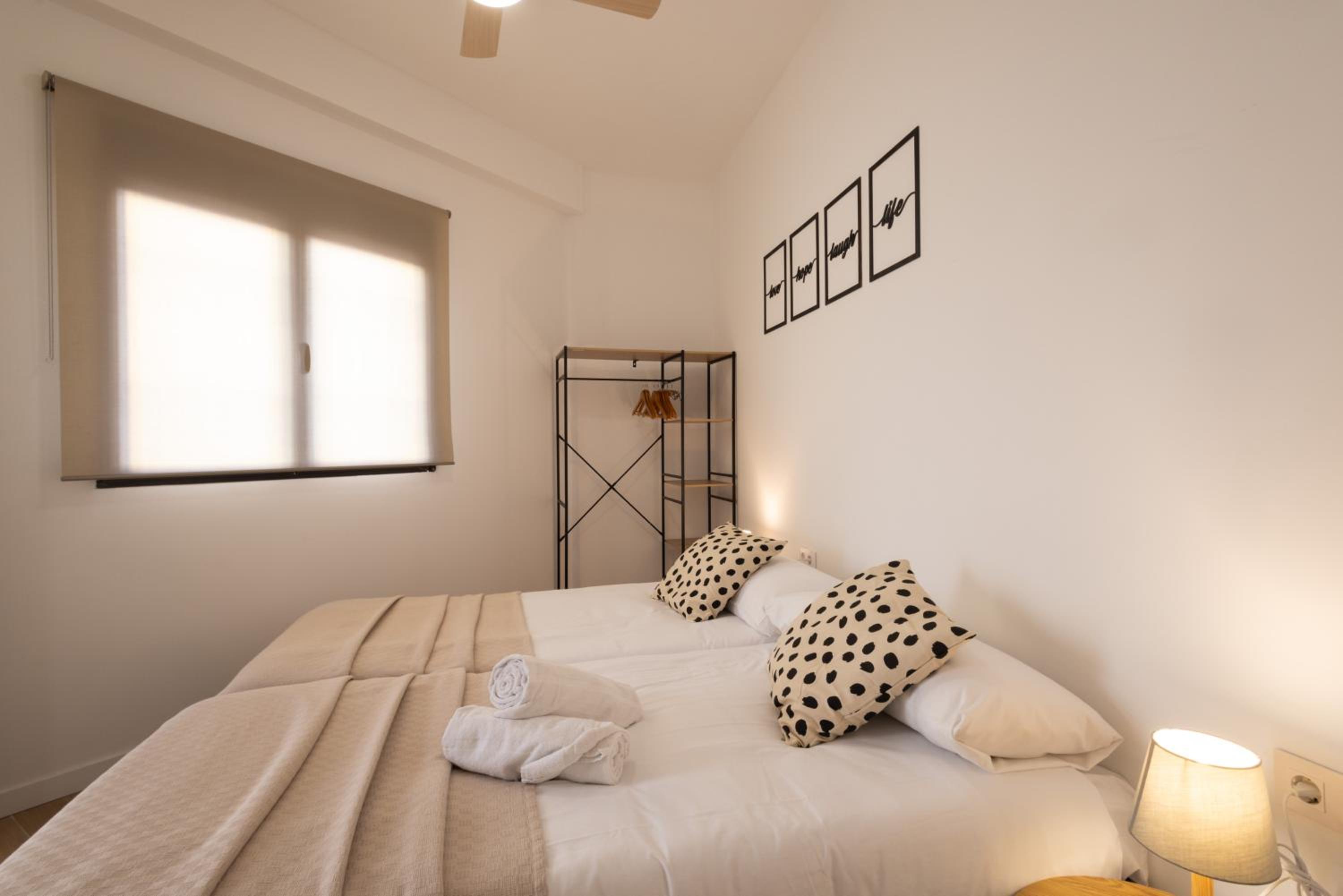 Valencia Vacations - FLORIT FLATS - The Cruz Cubierta Apartments with Terrace - Property Image 35
