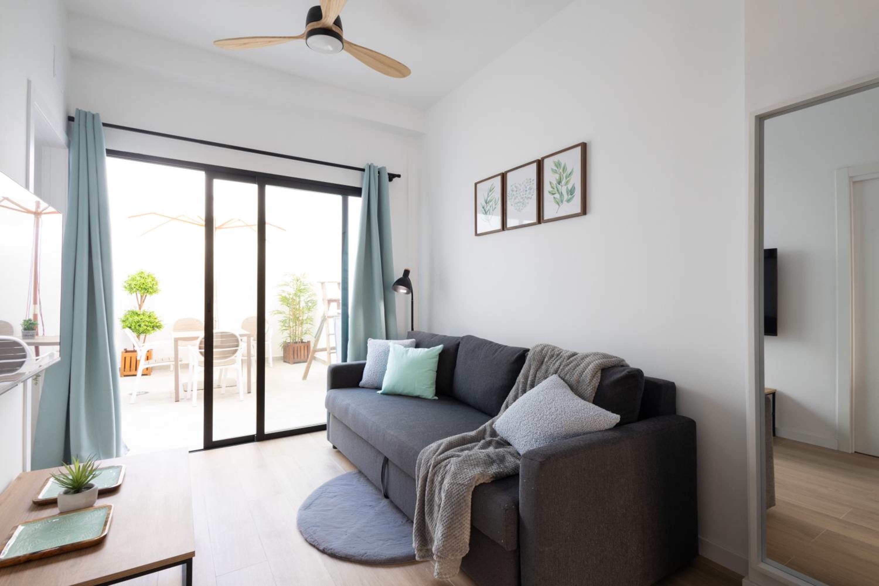 Valencia Vacations - FLORIT FLATS - The Cruz Cubierta Apartments with Terrace - Property Image 46