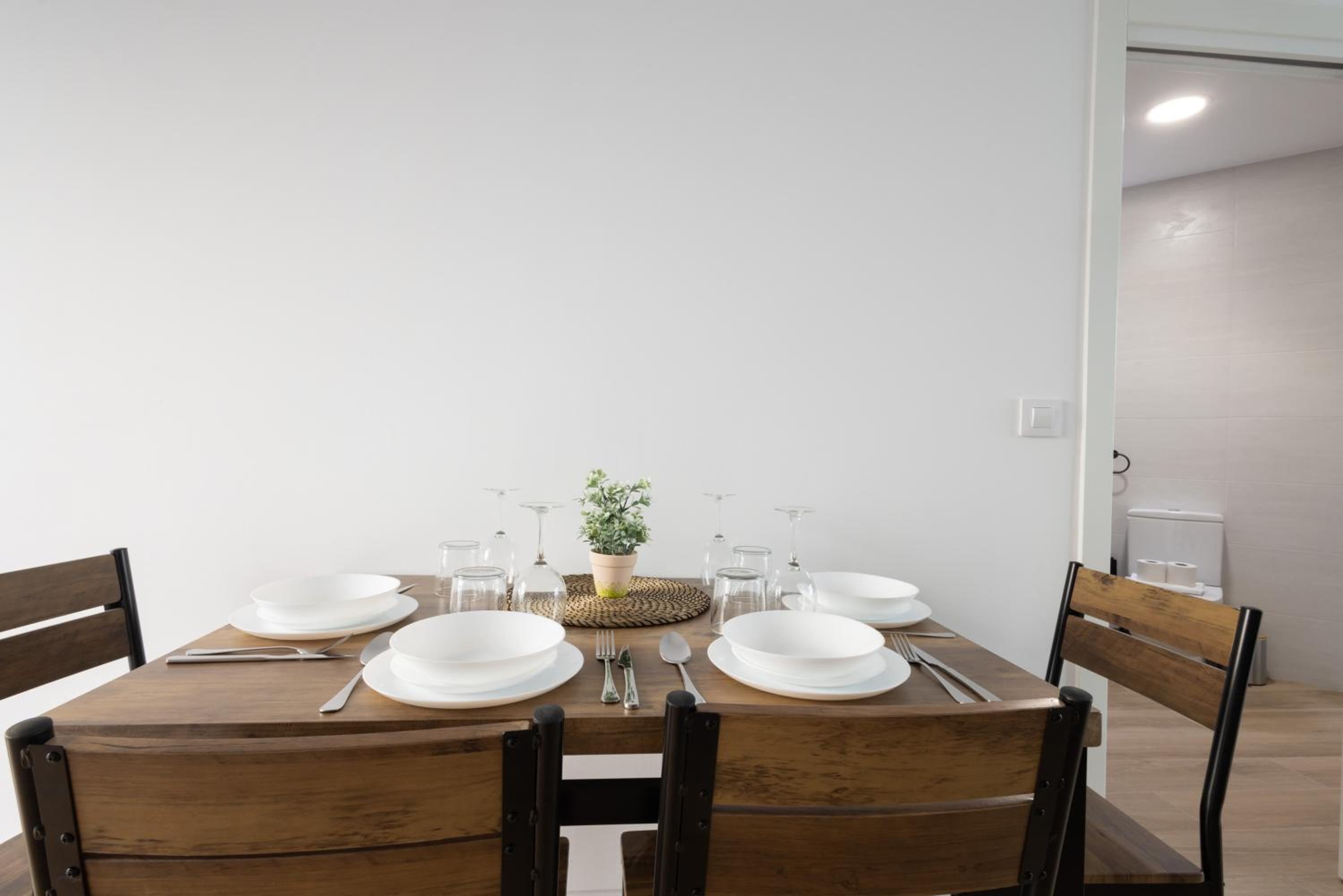 Valencia Vacations - FLORIT FLATS - The Cruz Cubierta Apartments with Terrace - Property Image 49