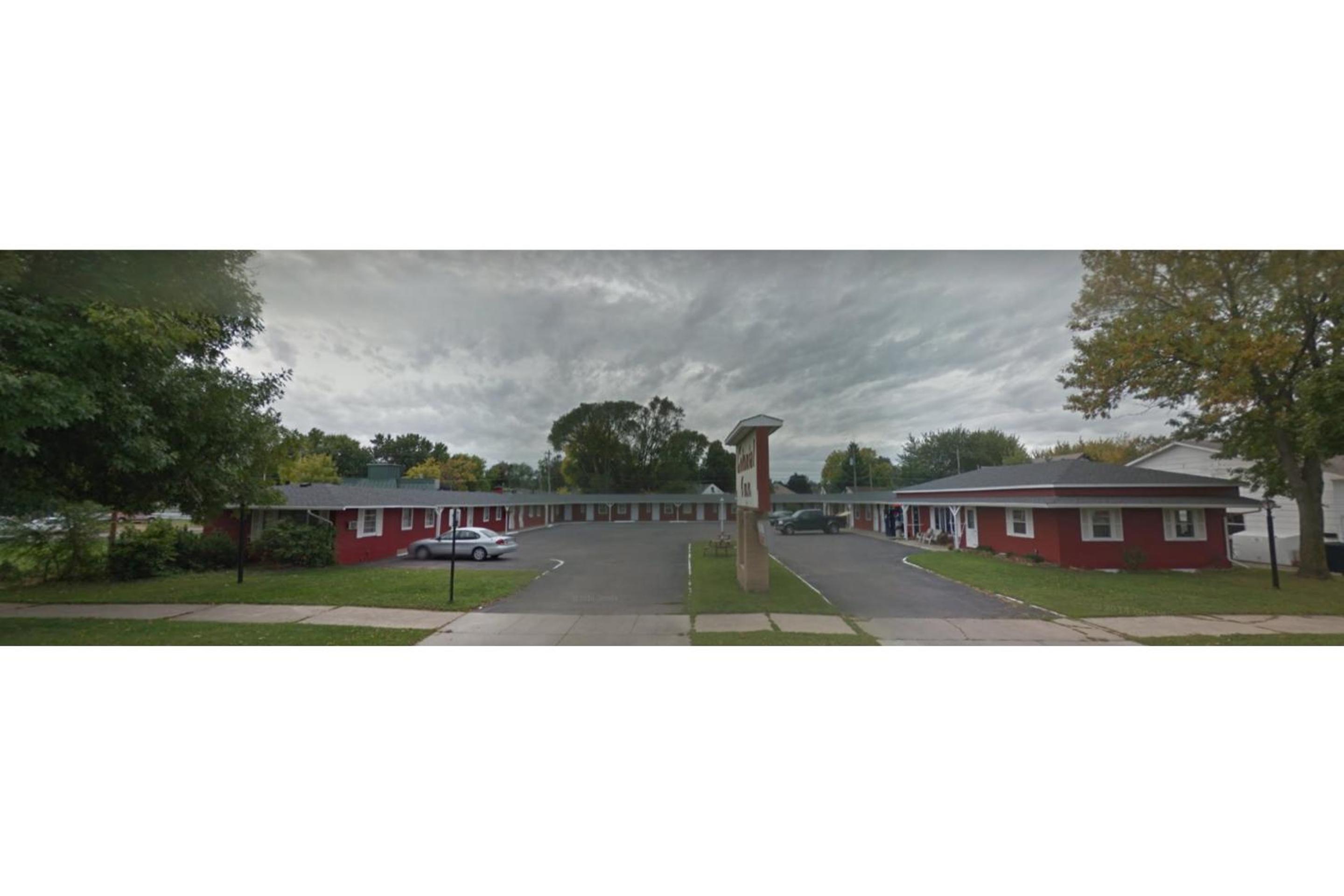 Colonial Inn Extended Stay by OYO New Ulm