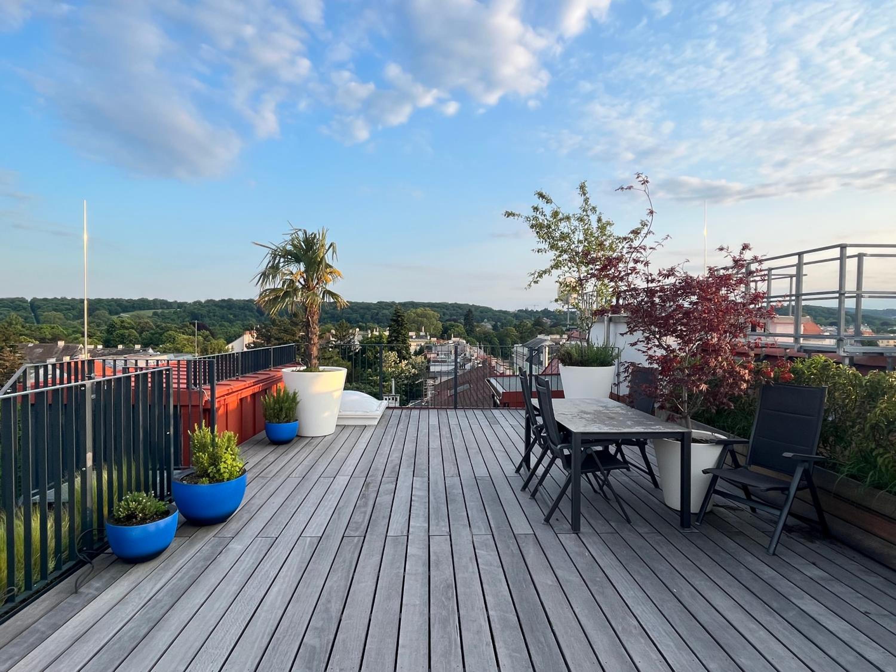 Großzügiges Dachterrassen-Appartment mit Klimaanlage und wunderbarem Ausblick über ganz Wien