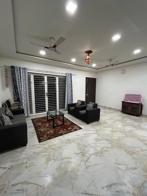 Tripvana Sunset Villa