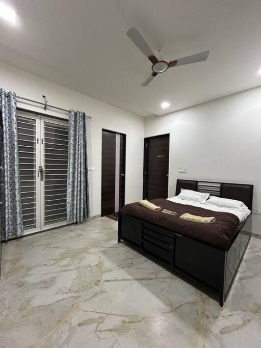 Tripvana Sunset Villa
