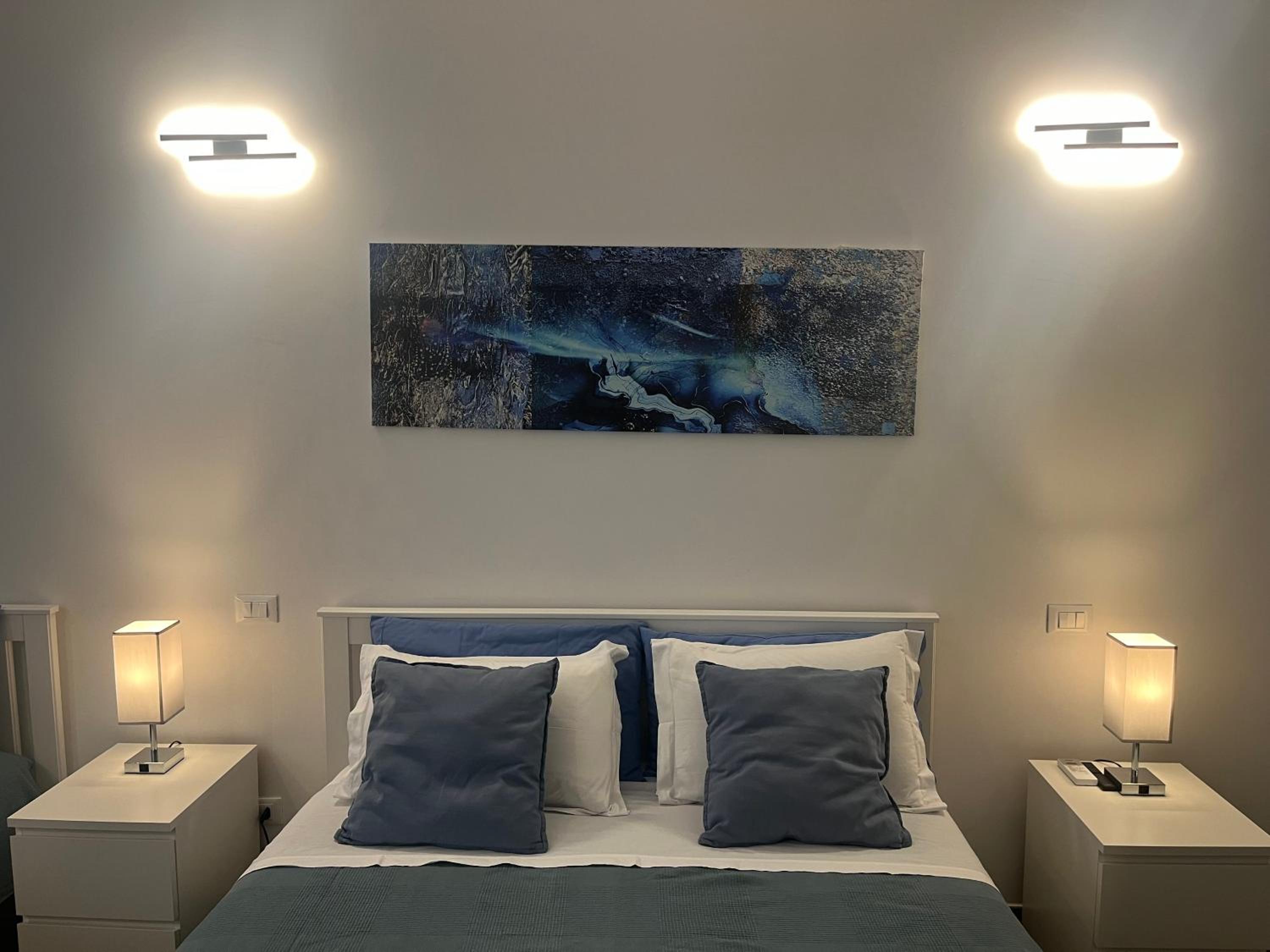 Anastasio Vatican Rooms G H