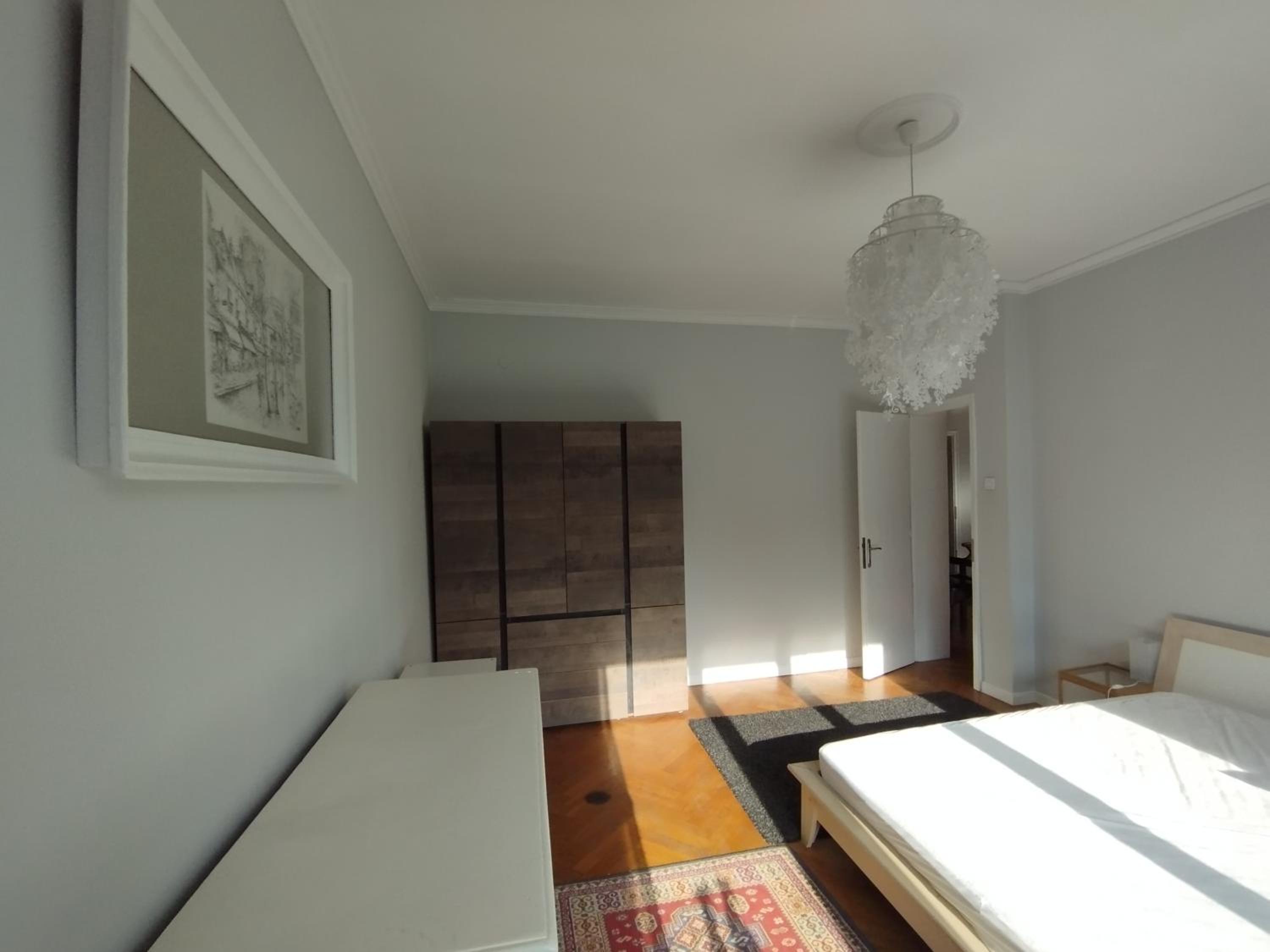 Top Center Apartment 7