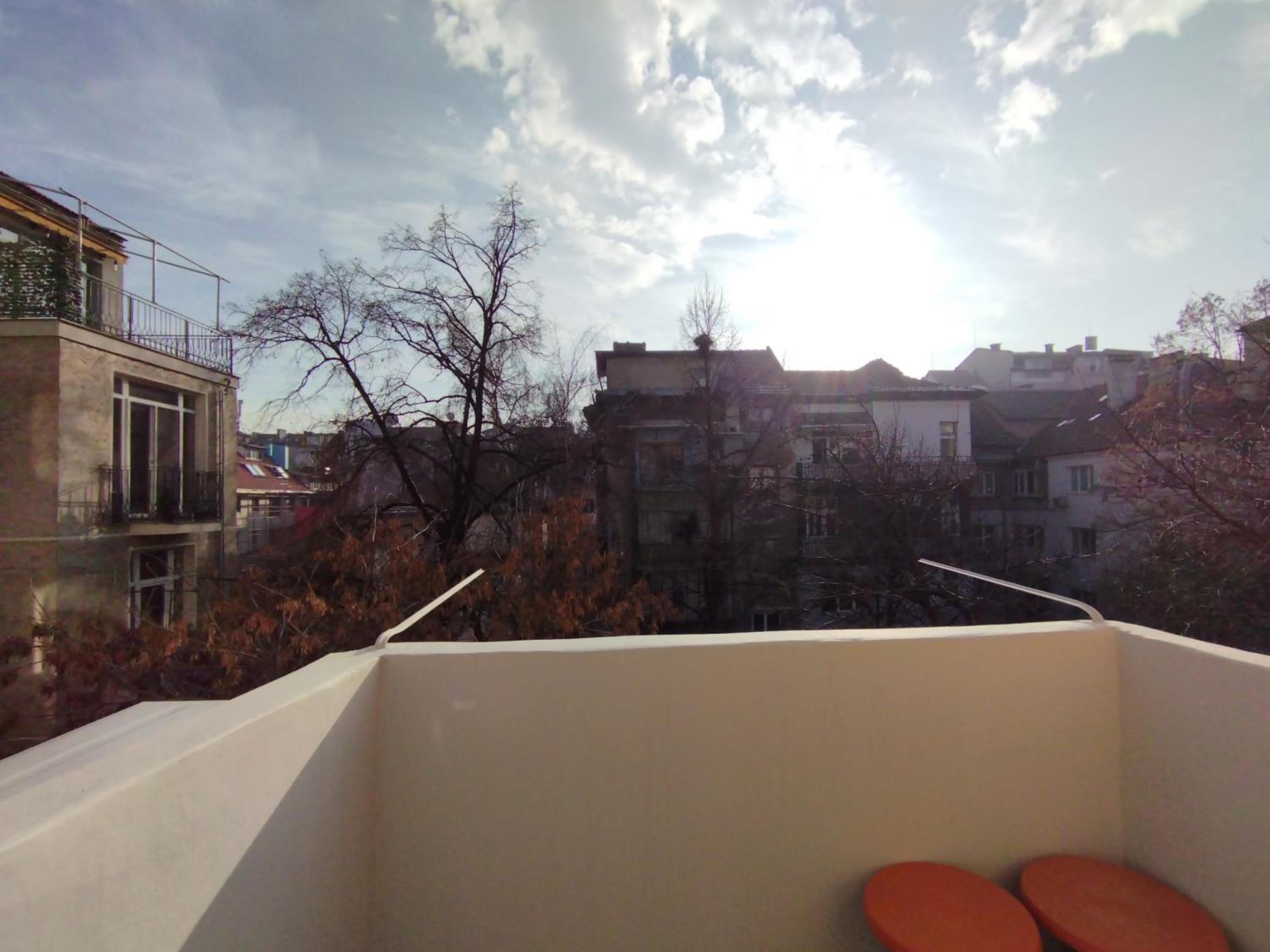 Top Center Apartment 7