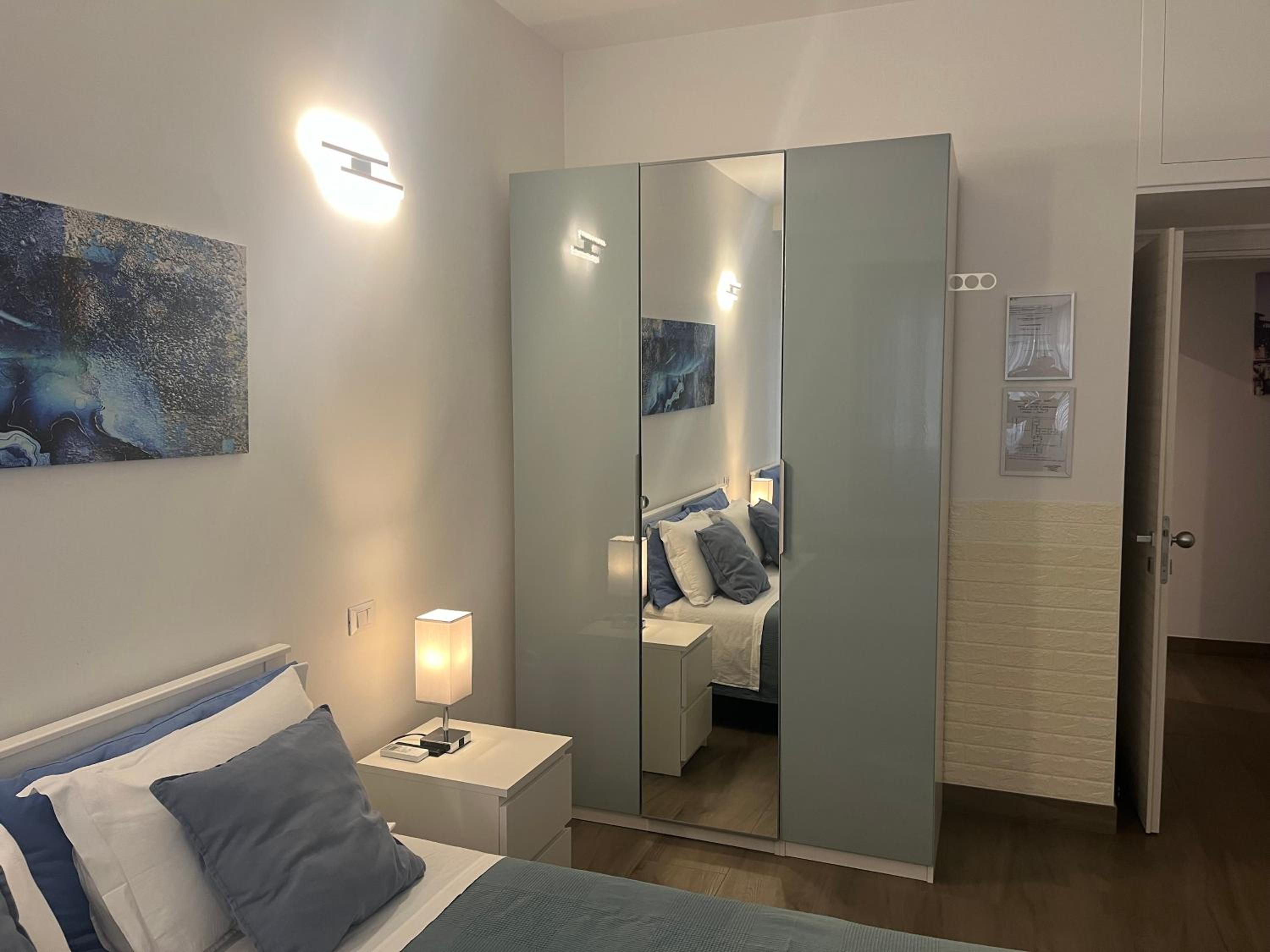 Anastasio Vatican Rooms G H