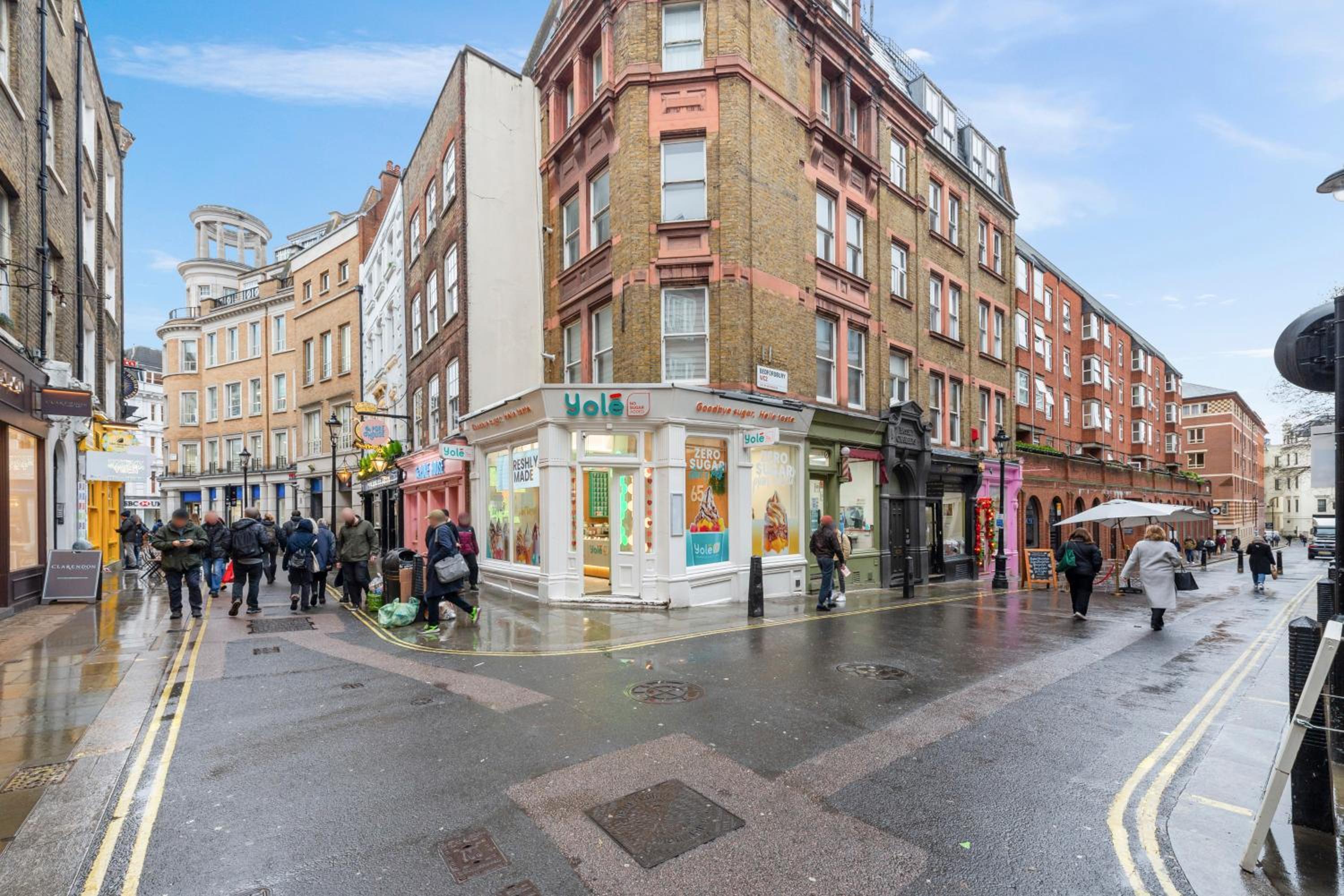 Modern Living in the Heart of Covent Garden! No Lift 6BC