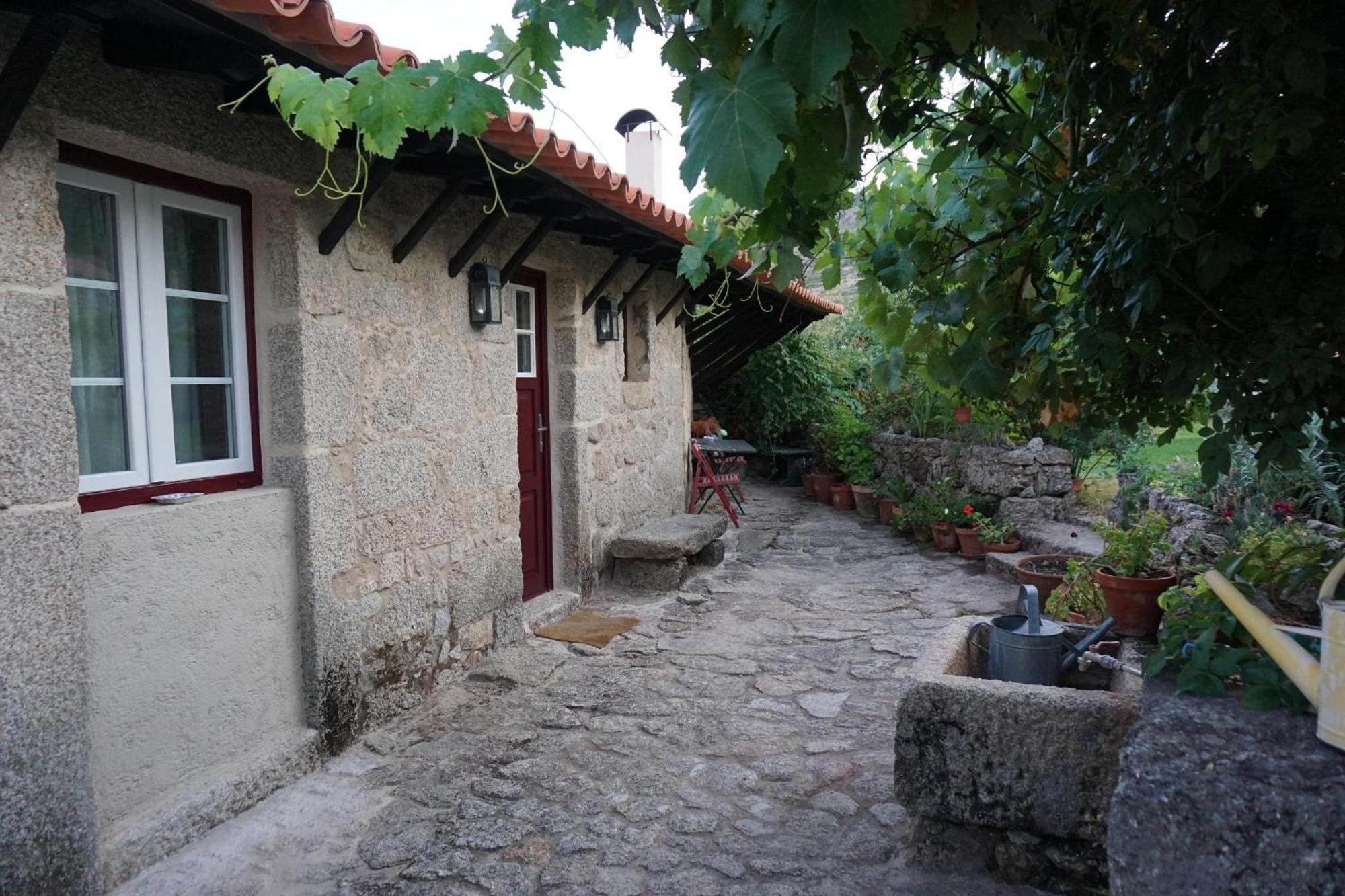 Casa de Castelo Novo view 3