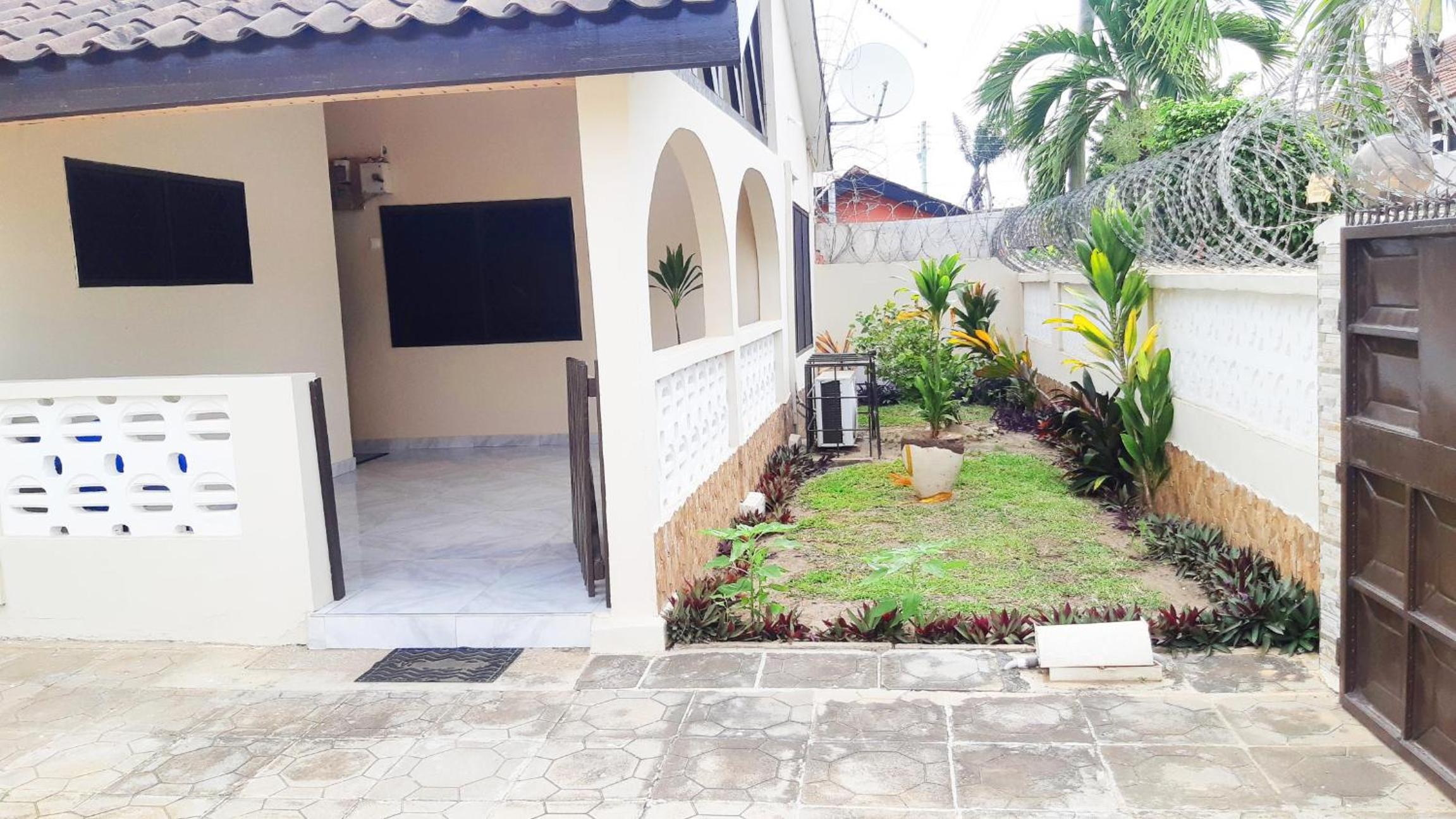 Lashibi Villas