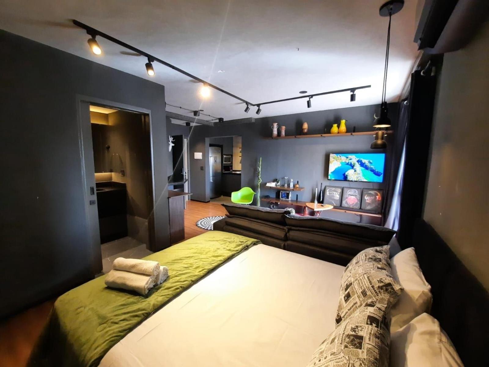 Flat Hotel Proximo metro Moema SP uh76