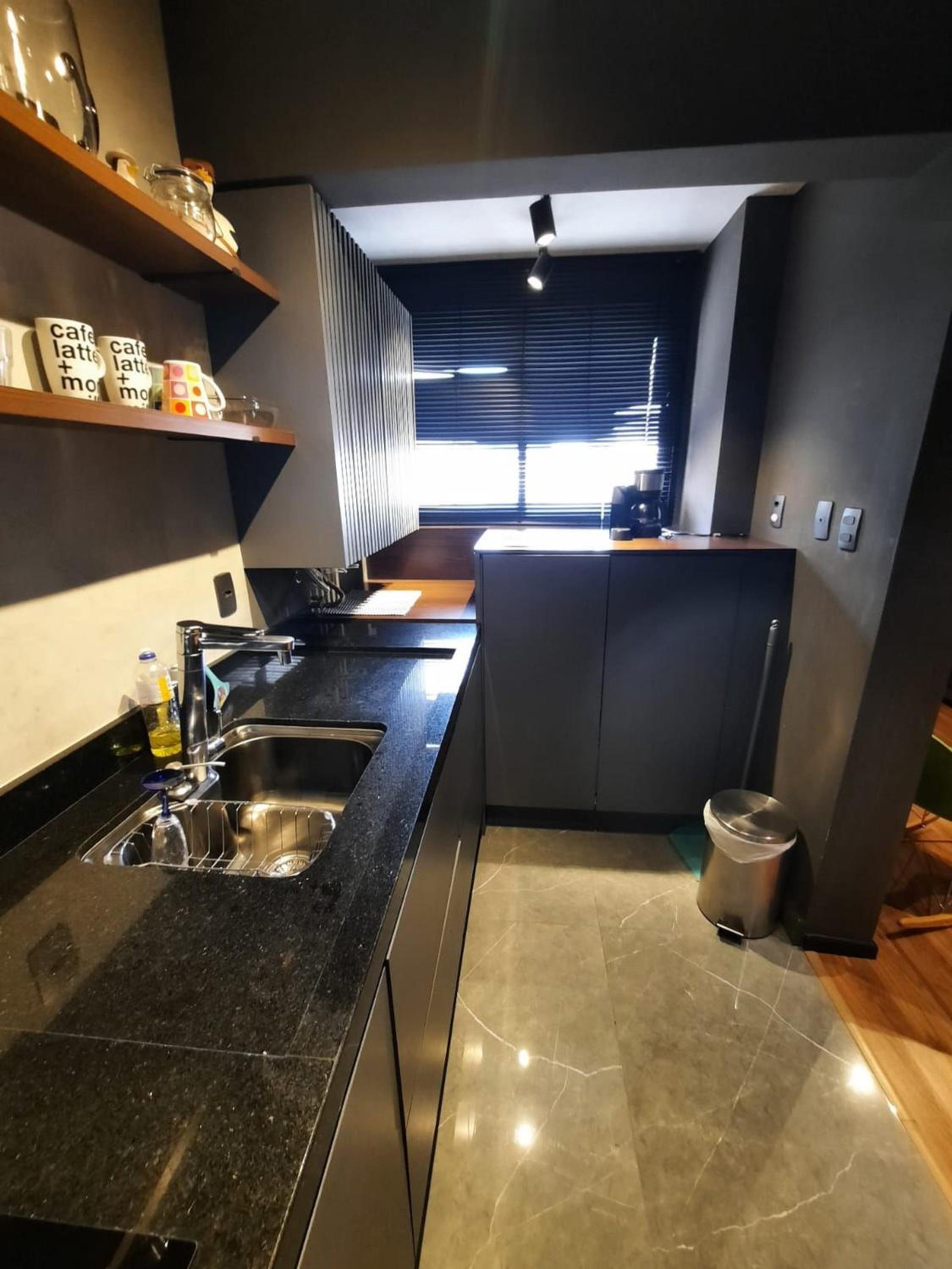 Flat Hotel Proximo metro Moema SP uh76