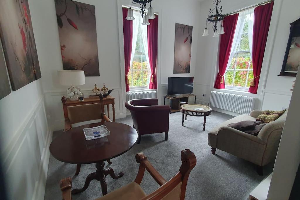 Clairville : Georgian Suite - Central Ross-on-Wye view 2