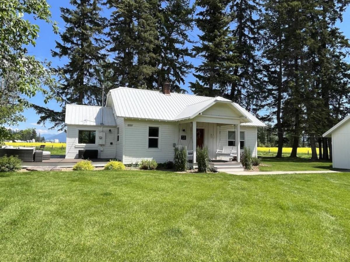 Modern Farmhouse- Conveniently Located in Kalispel view 4