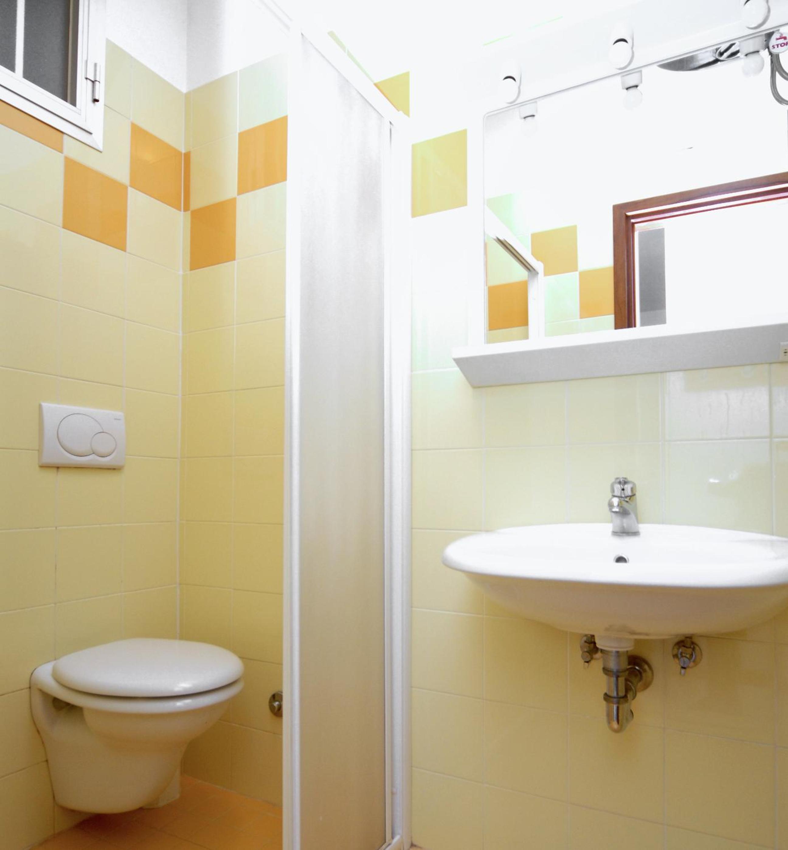 Seaside escape flat for up to 6 guests view 5