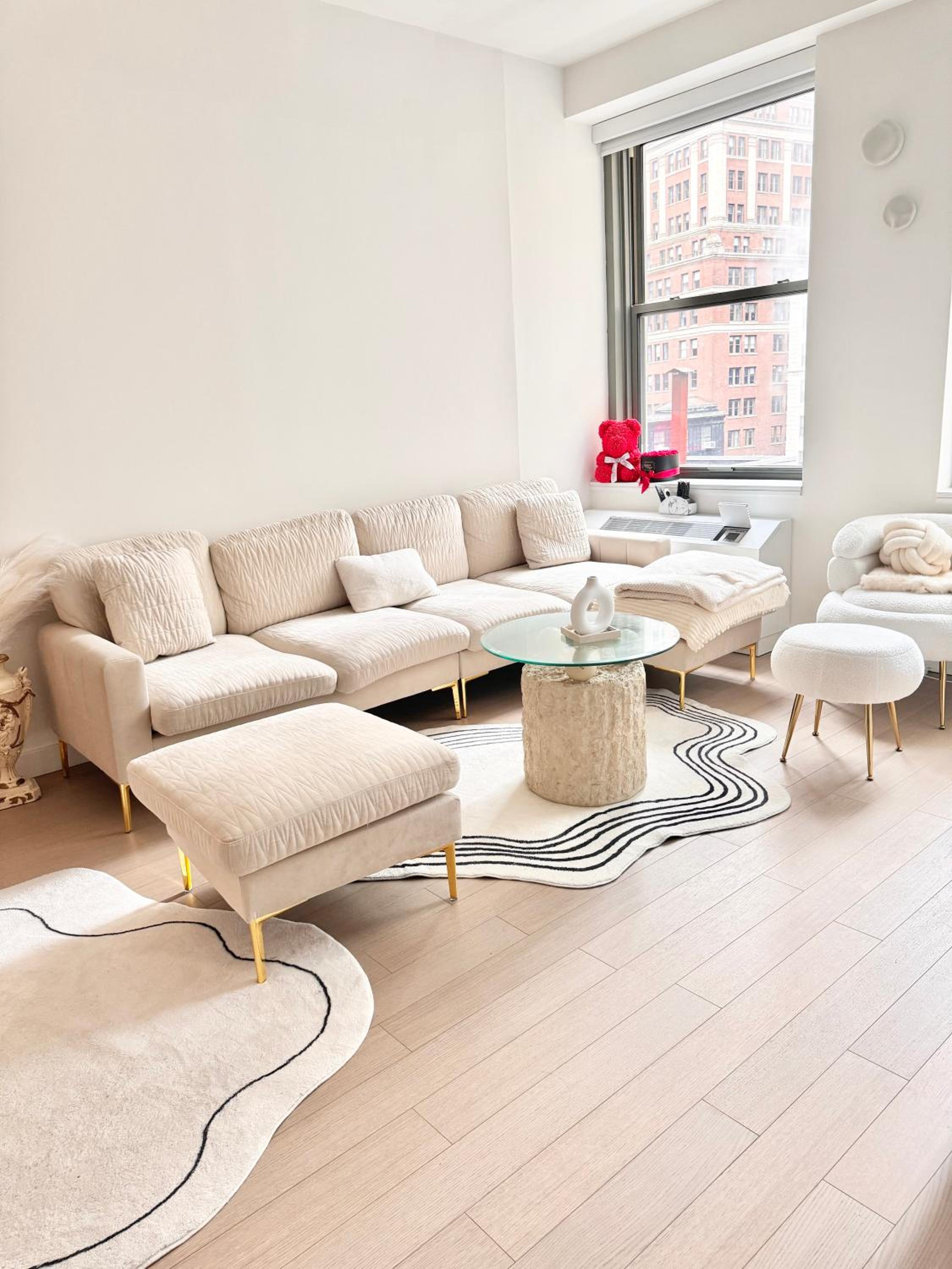 Luxury 3 Bedroom Retreat in Downtown Manhattan