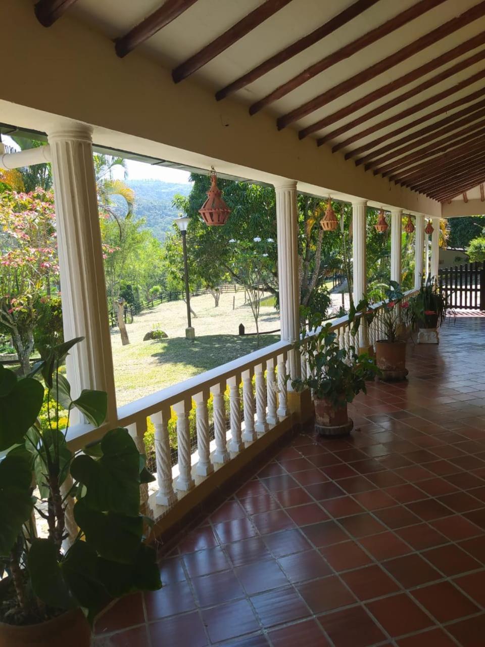 Finca Los Caneyes