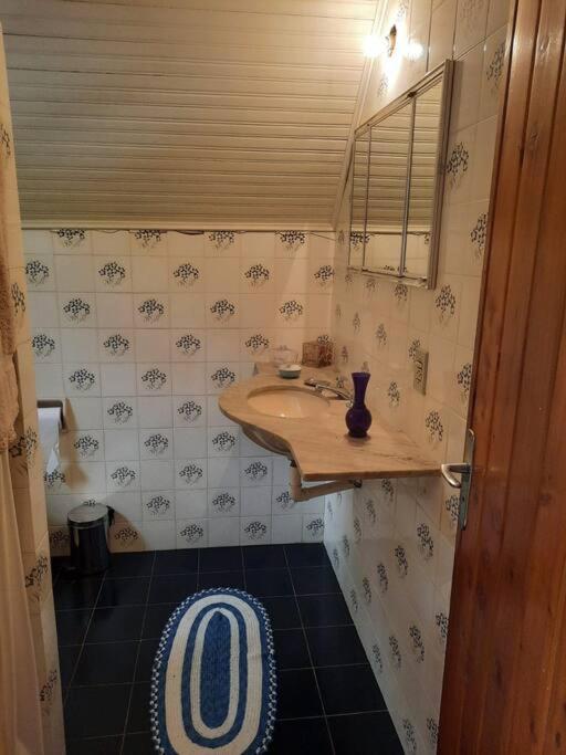 Sítio Solaris, Mury