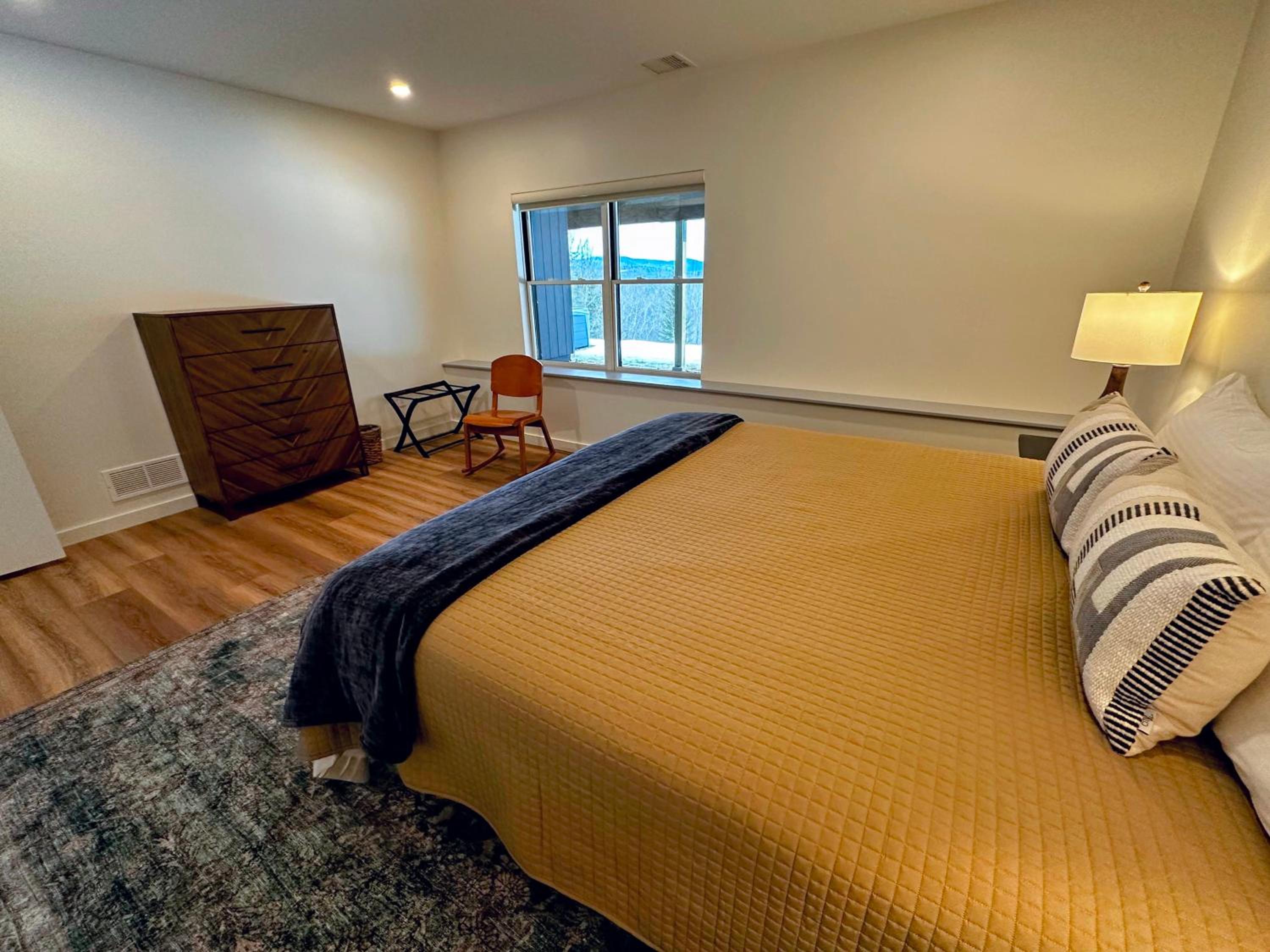 1A Maple Lodge Stunning luxury Scandinavian style home with great views