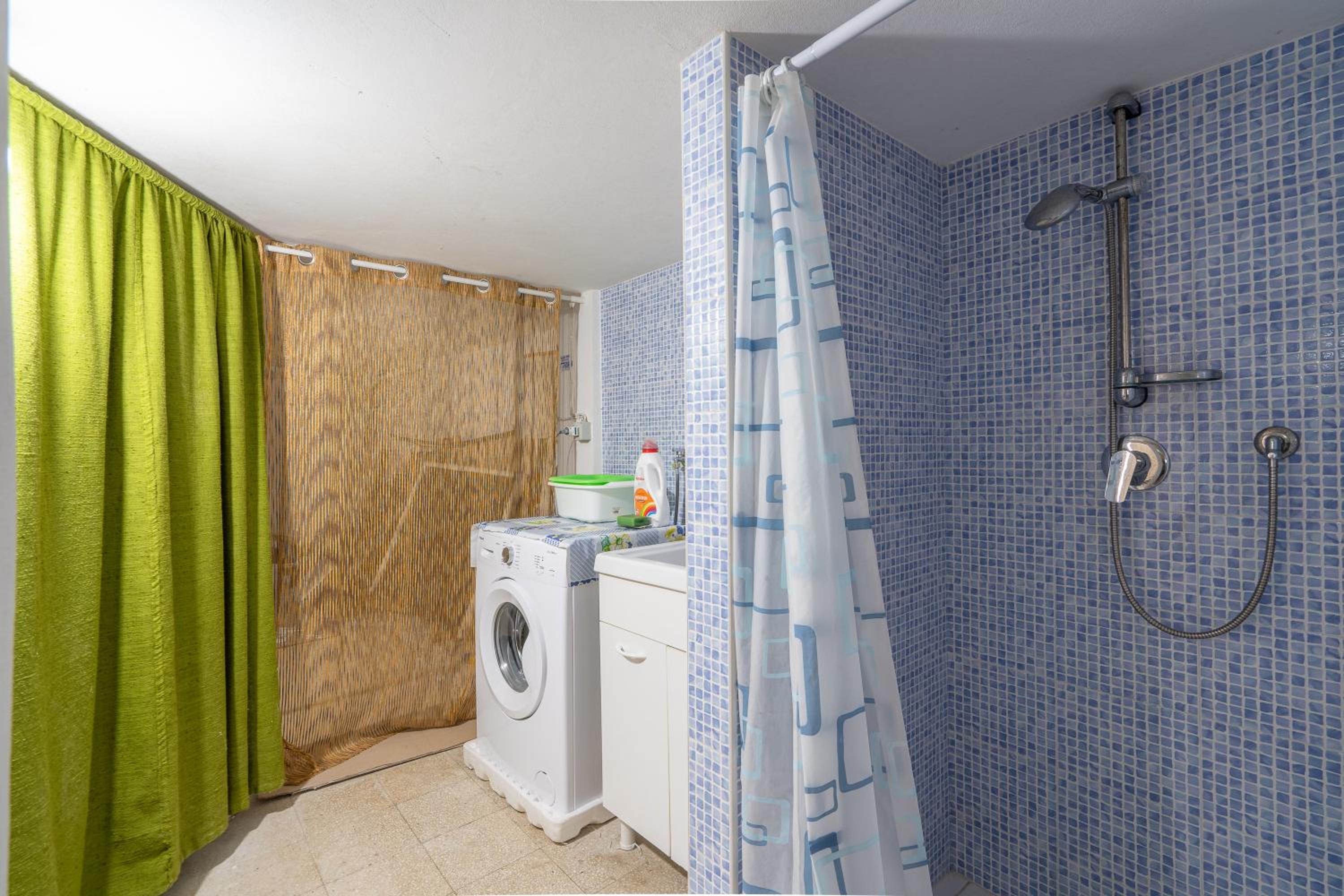 Tiffany Apartment