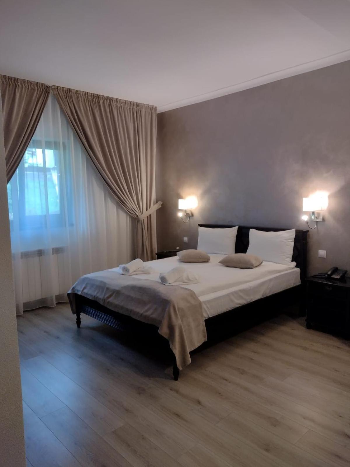 VILA DOBRU