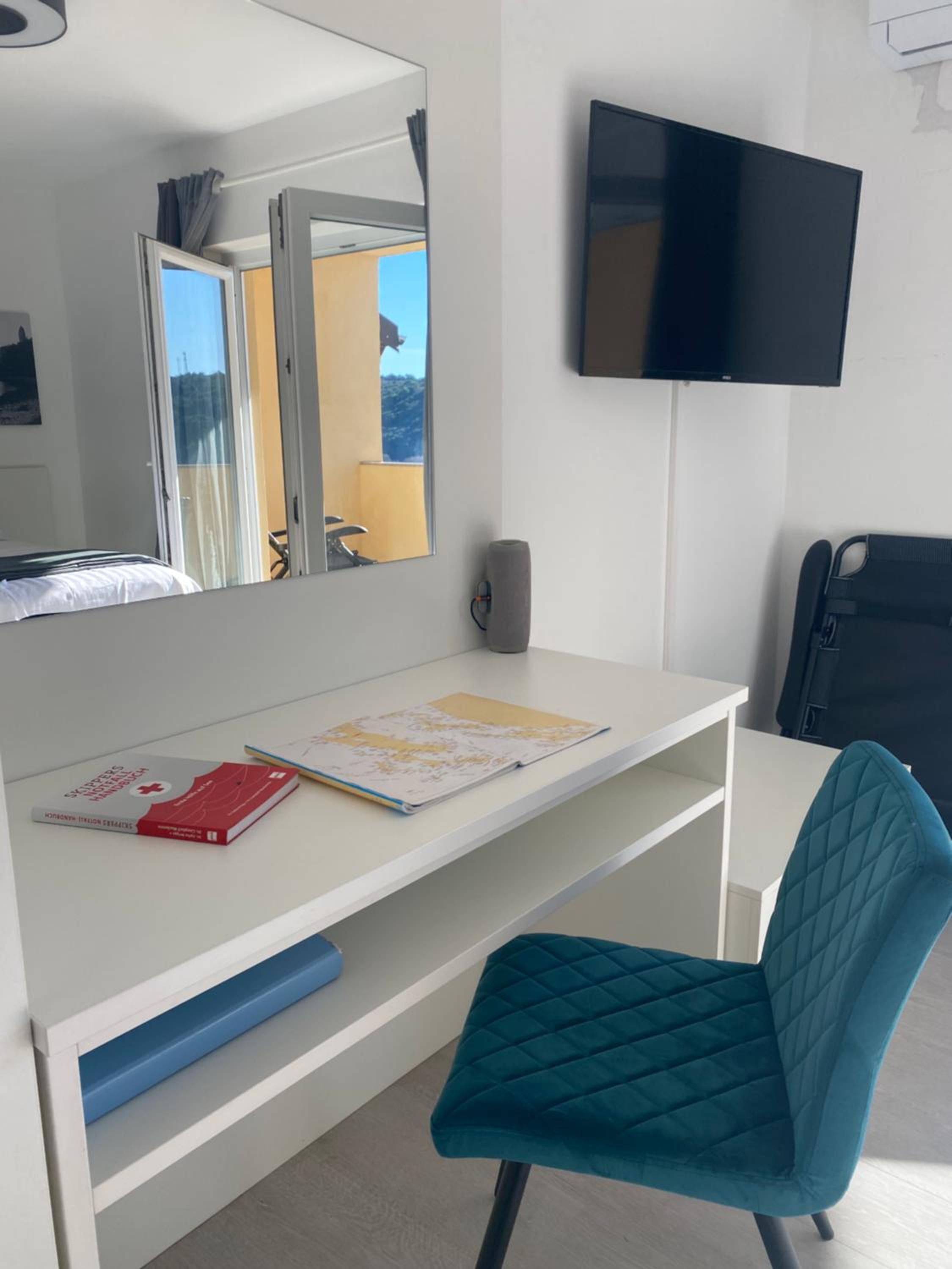 Apartment "SREĆA" view 2