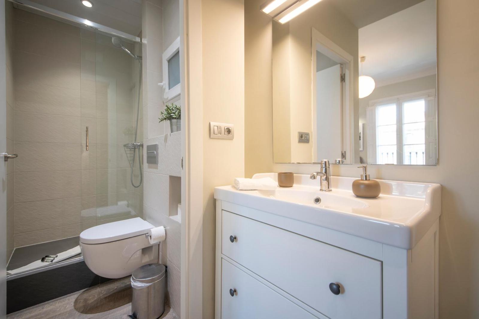 You Stylish City Center Apartments