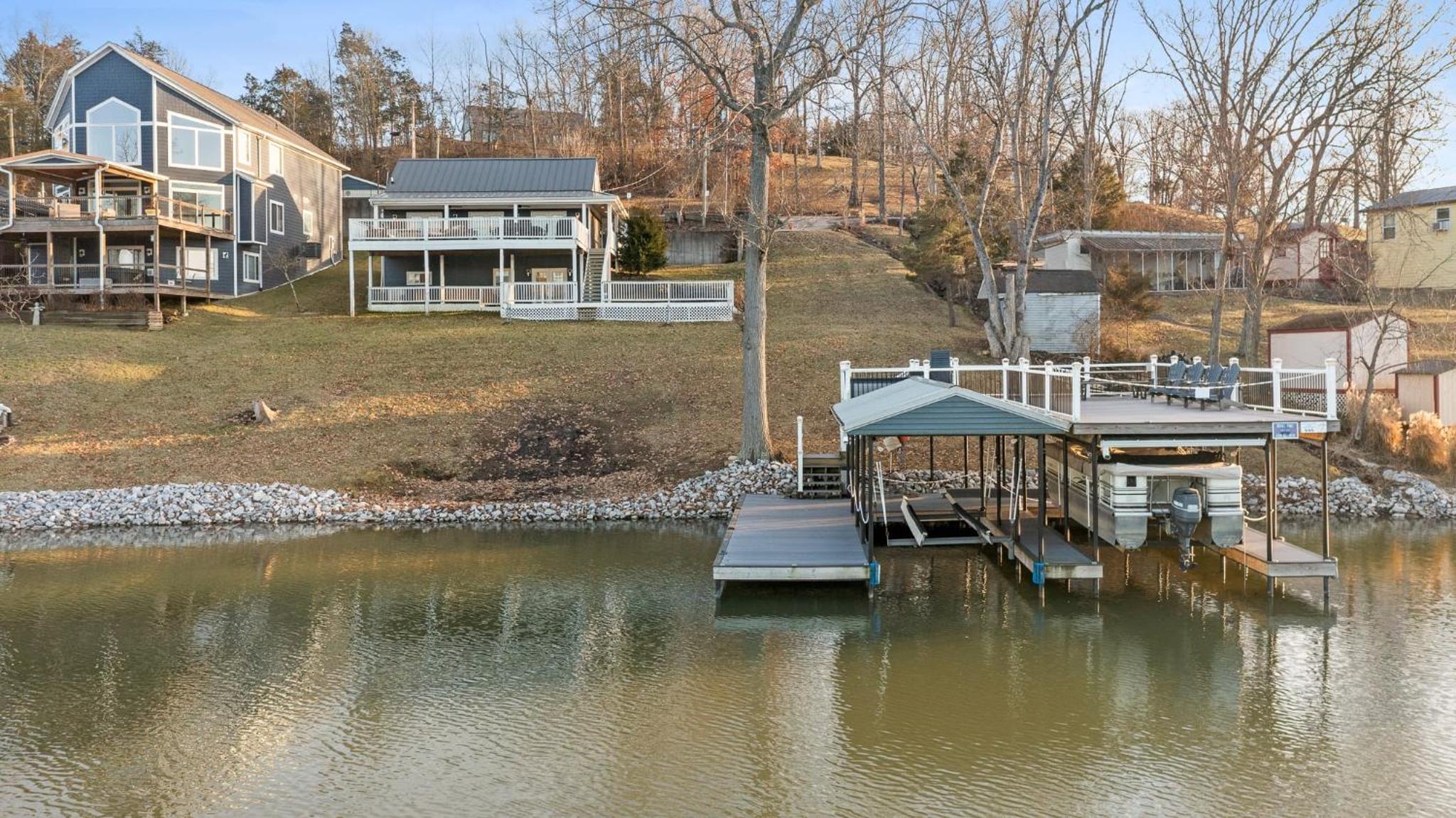 Lakefront, Private Covered Dock, Huge Balconies view 2