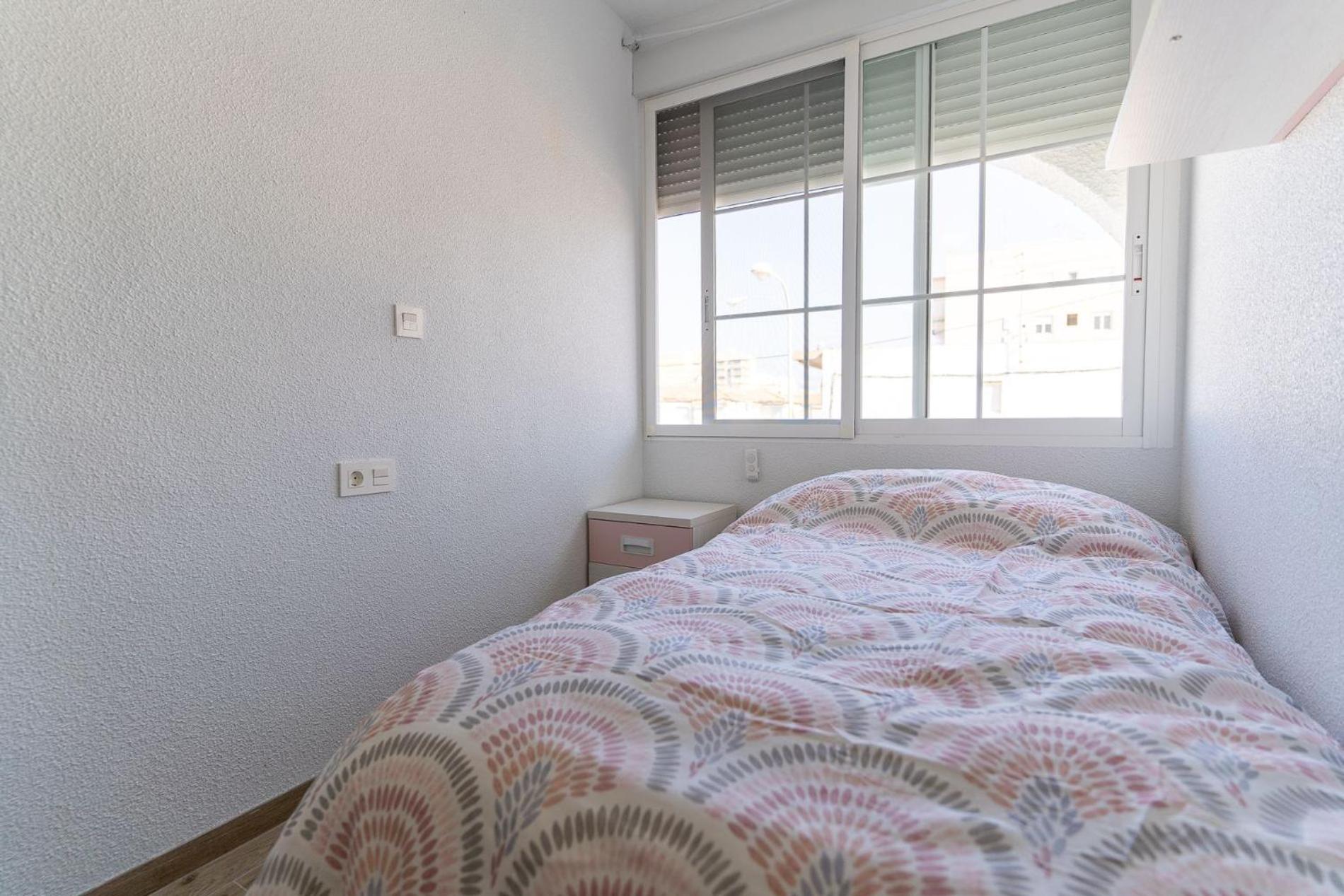 rentafive - 8pax - Terraza - 1min playa photo 5