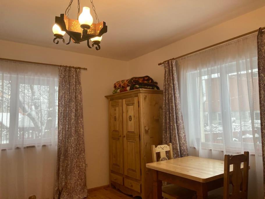 Mura House